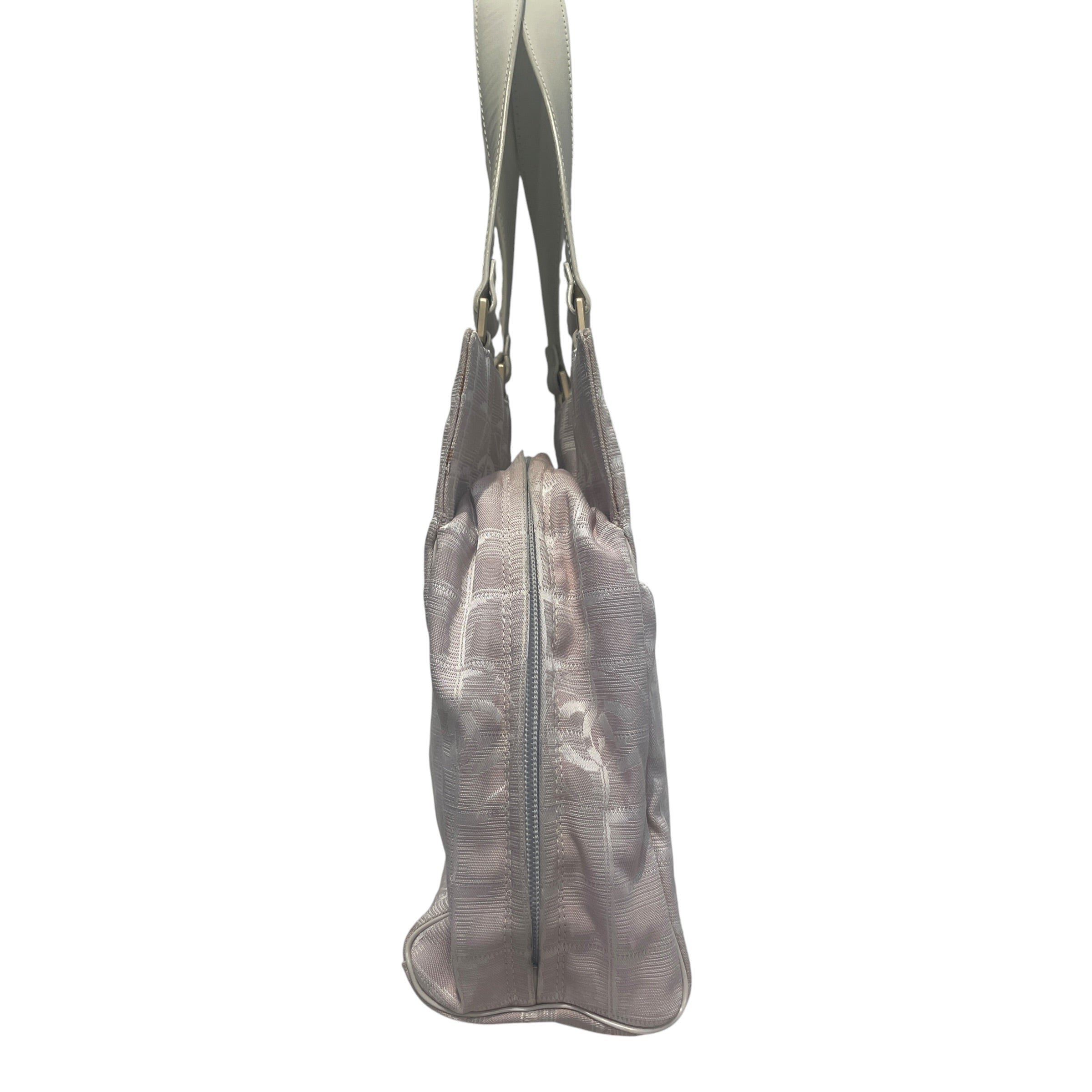 CHANEL/Tote Bag/Monogram/Nylon/PNK/Travel Cream-Tinted CC Bag view 2