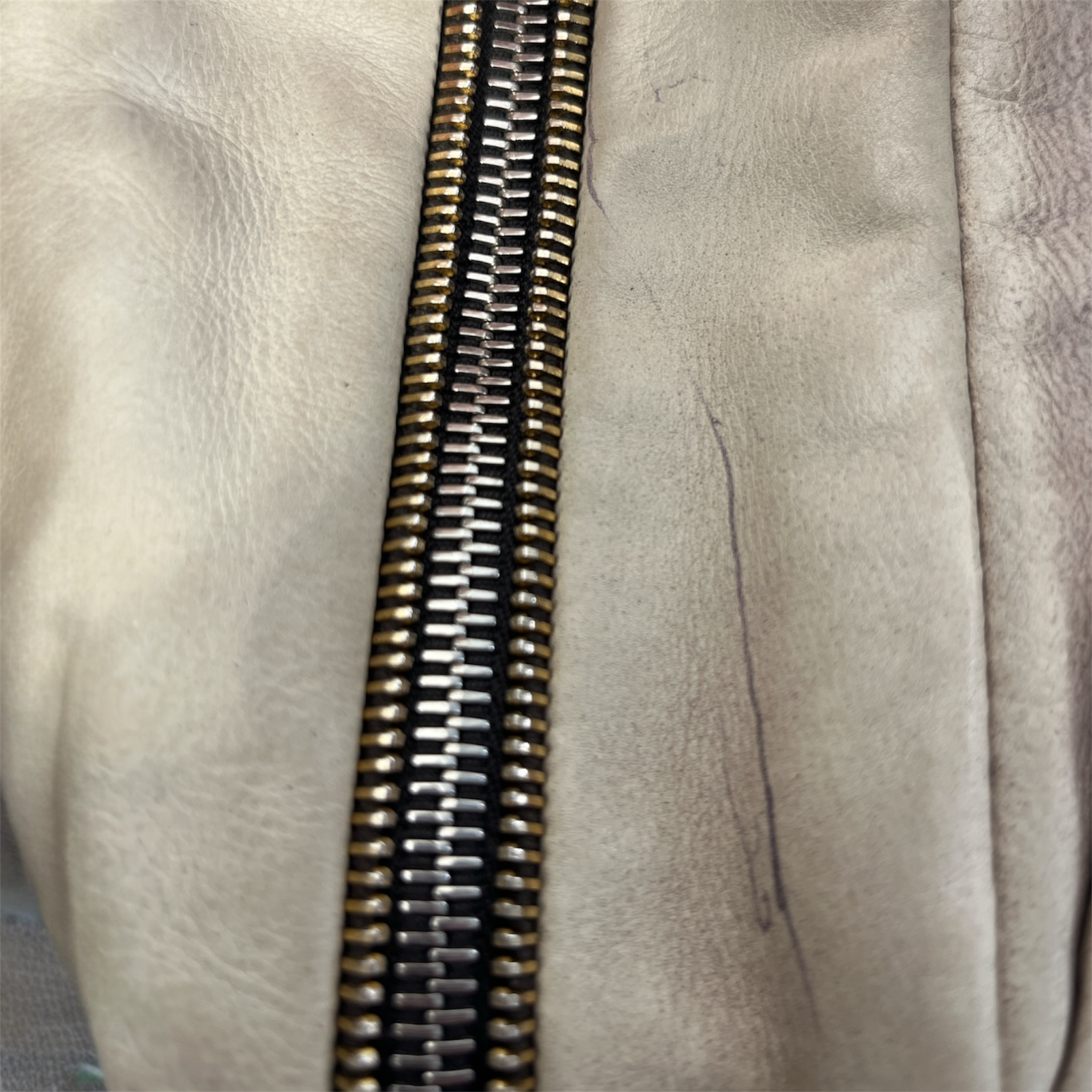 PRADA/Cross Body Bag/Leather/CRM/CREAM/PURPLE GRADIENT view 6
