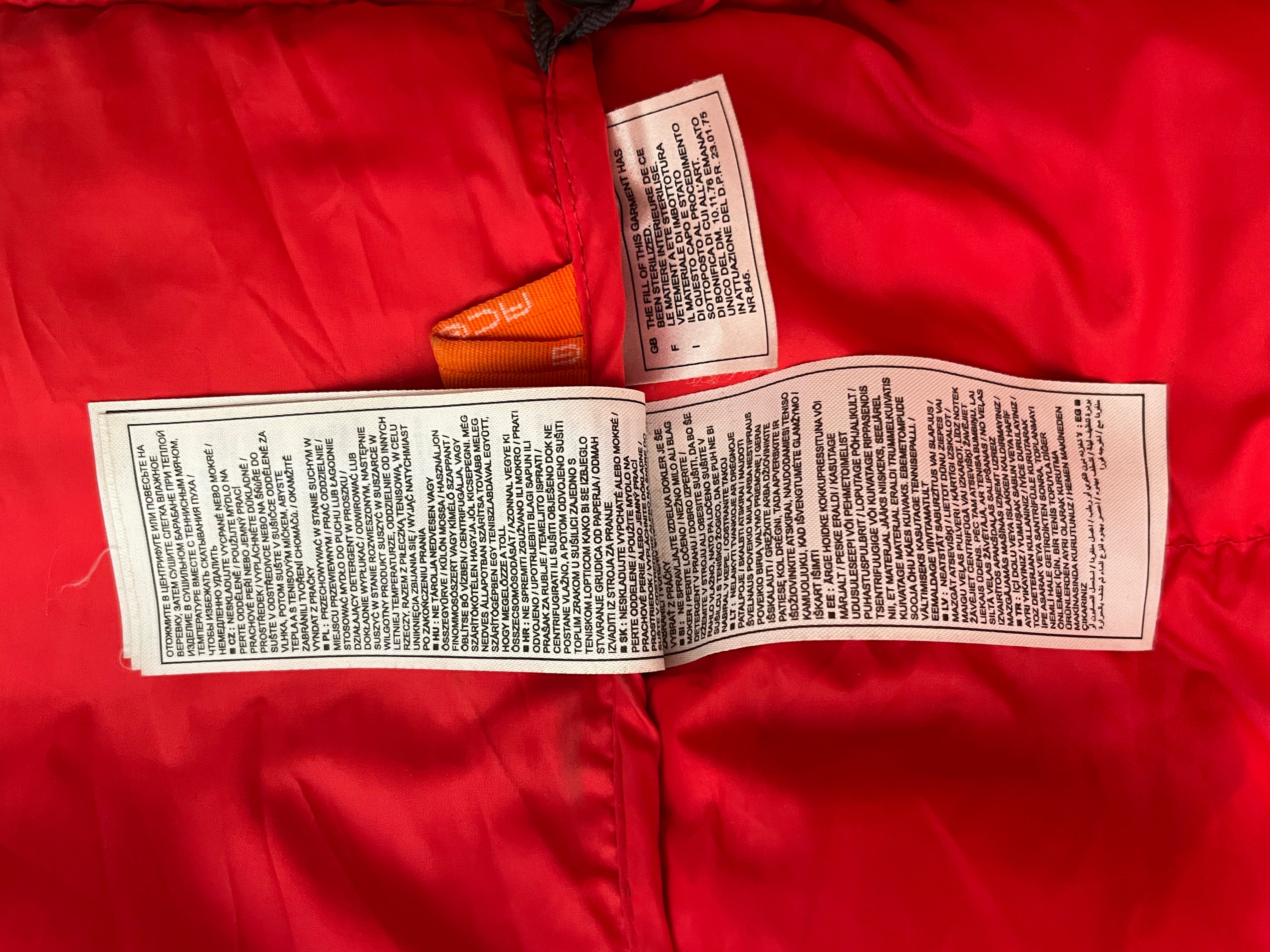 NIKE ACG/Puffer Jkt/M/Polyester/MLT/56323 ylw/rd/orng gradient puf view 5