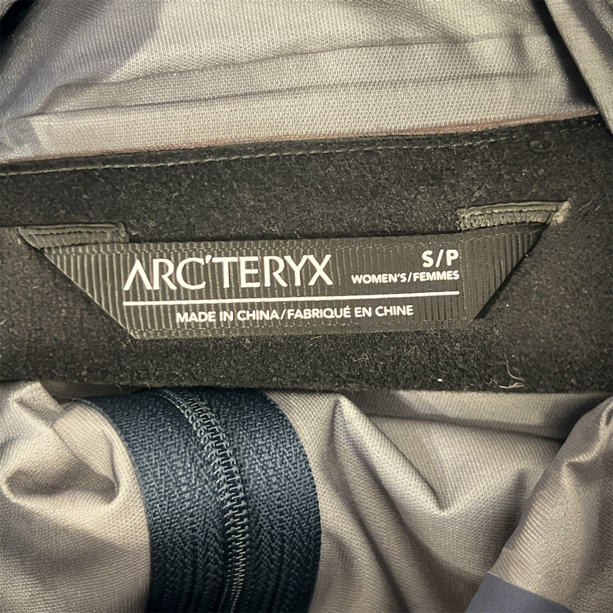 ARC'TERYX VEILANCE/Windbreaker/S/IDG/1/4 zip view 3