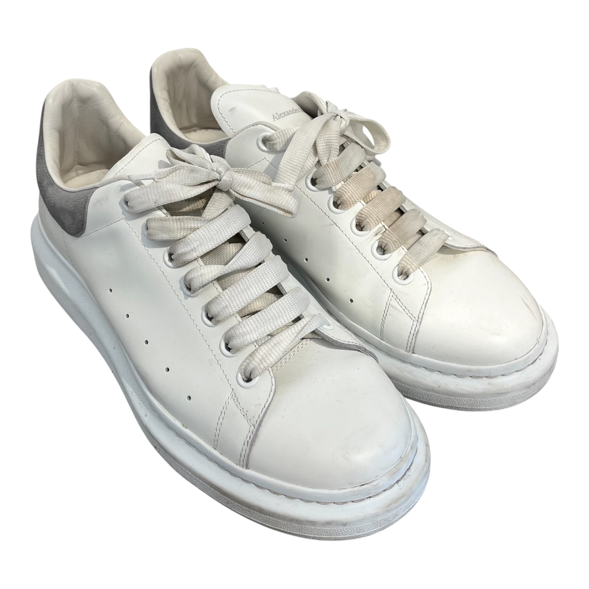 Alexander McQueen/Low-Sneakers/EU 44/Leather/WHT/oversized sneakers grey suede view 1