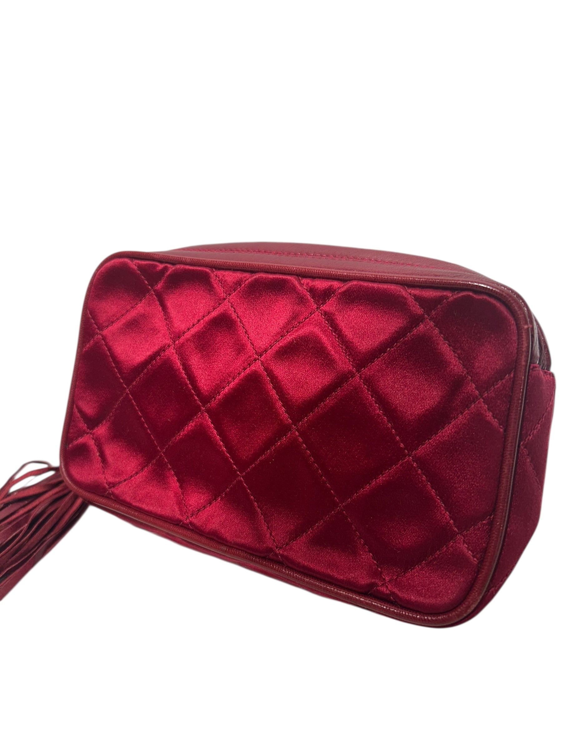 CHANEL/Vintage/Clutch Bag/RED/Mini Satin Camera view 3