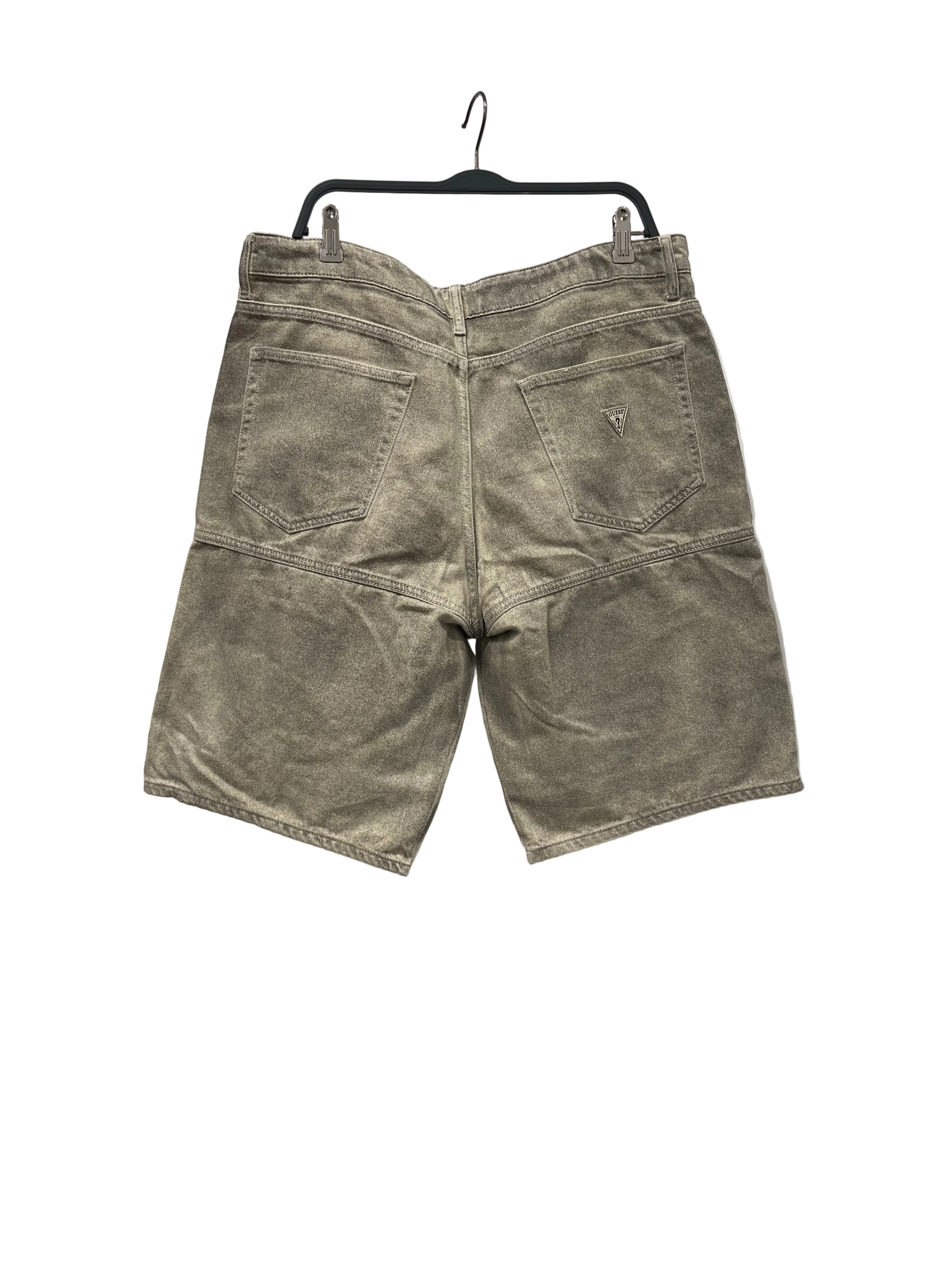 GUESS/Shorts/36/Denim/GRY/UTILITY SHORTS W BUTTON FLAPS view 2