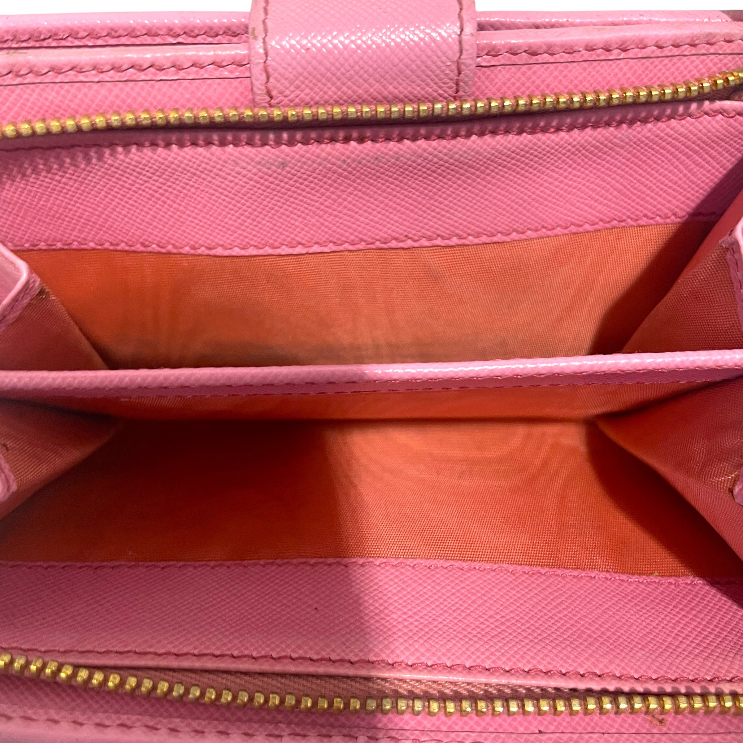 PRADA/Wallet/Leather/PNK/L's/Leather Zip Around Wallet view 4