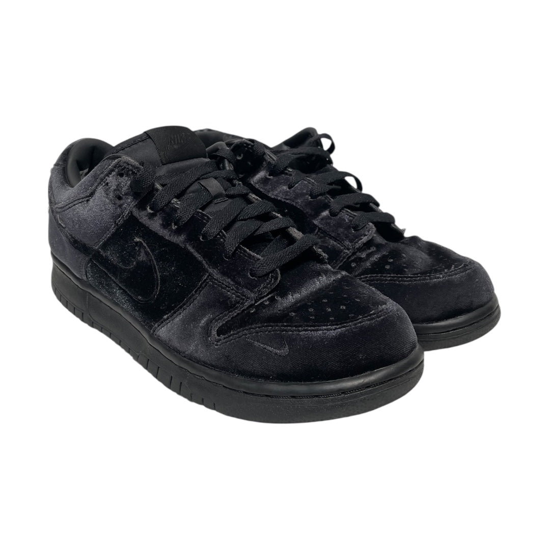 NIKE SB/DOVER STREET MARKET/Low-Sneakers/US 8.5/Suede/BLK/U-Tip/velvet black dunk low view 1