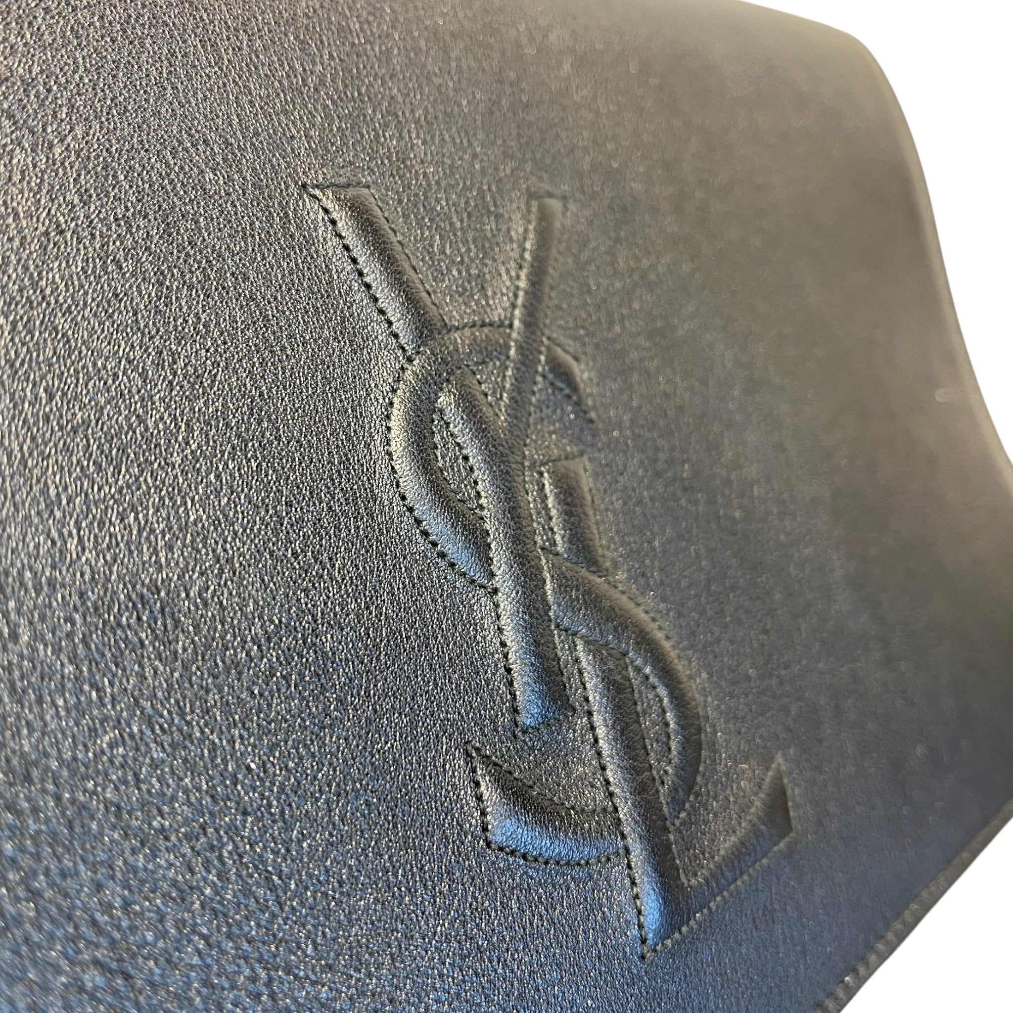 YVES SAINT LAURENT/Pouch/Leather/BLK/belle de jour pouch view 6