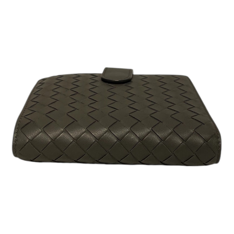 BOTTEGA VENETA/Bifold Wallet/Monogram/Leather/GRY/woven diamond leather pattern