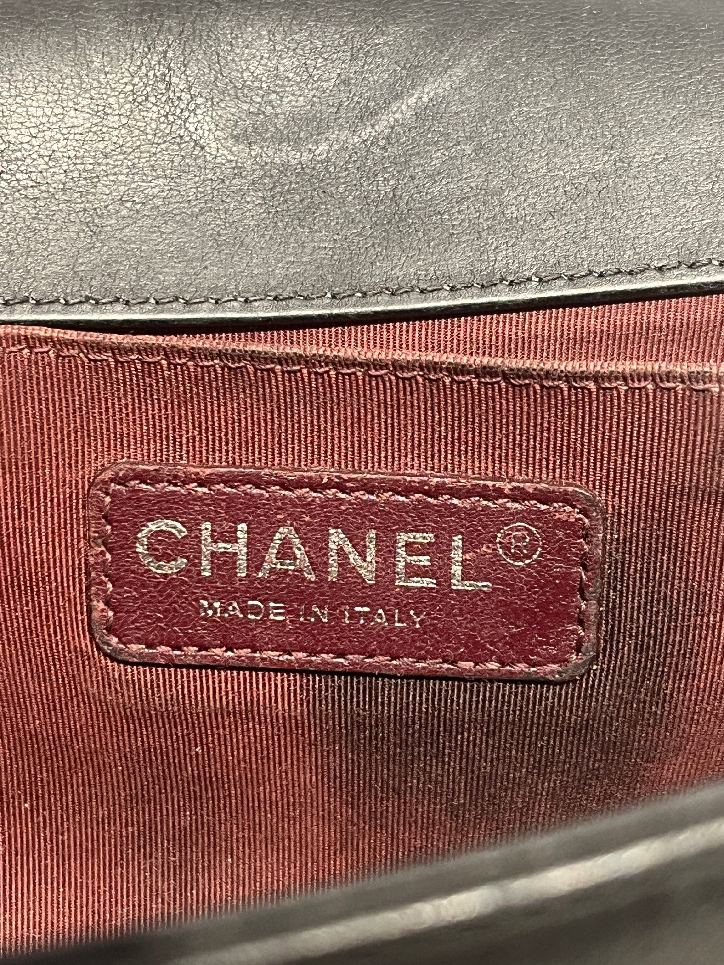 CHANEL/Cross Body Bag/Velour/BLK/BOY BAG BARBWIRE QUILTED view 5