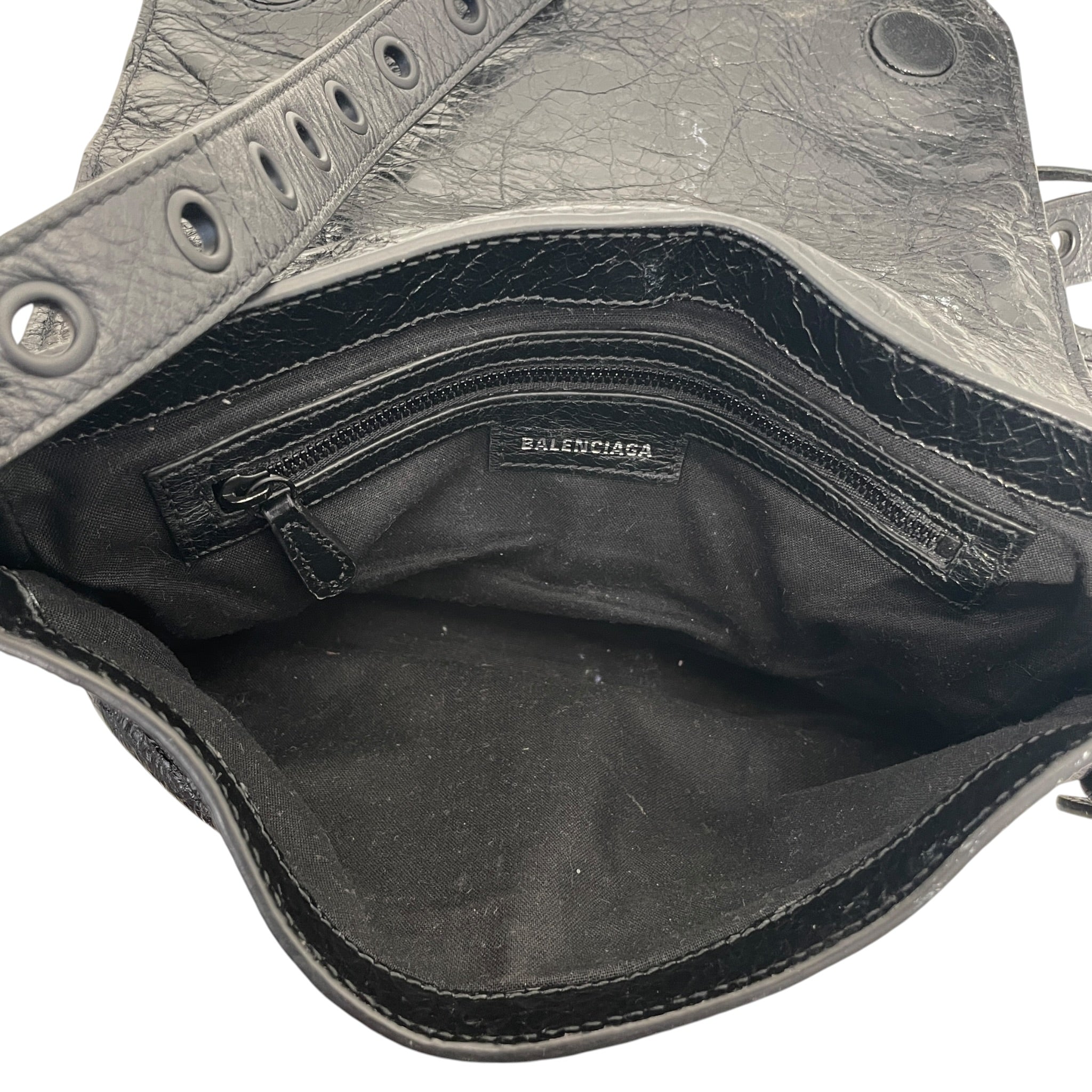 BALENCIAGA/Cross Body Bag/Leather/BLK/le cagole xs view 3