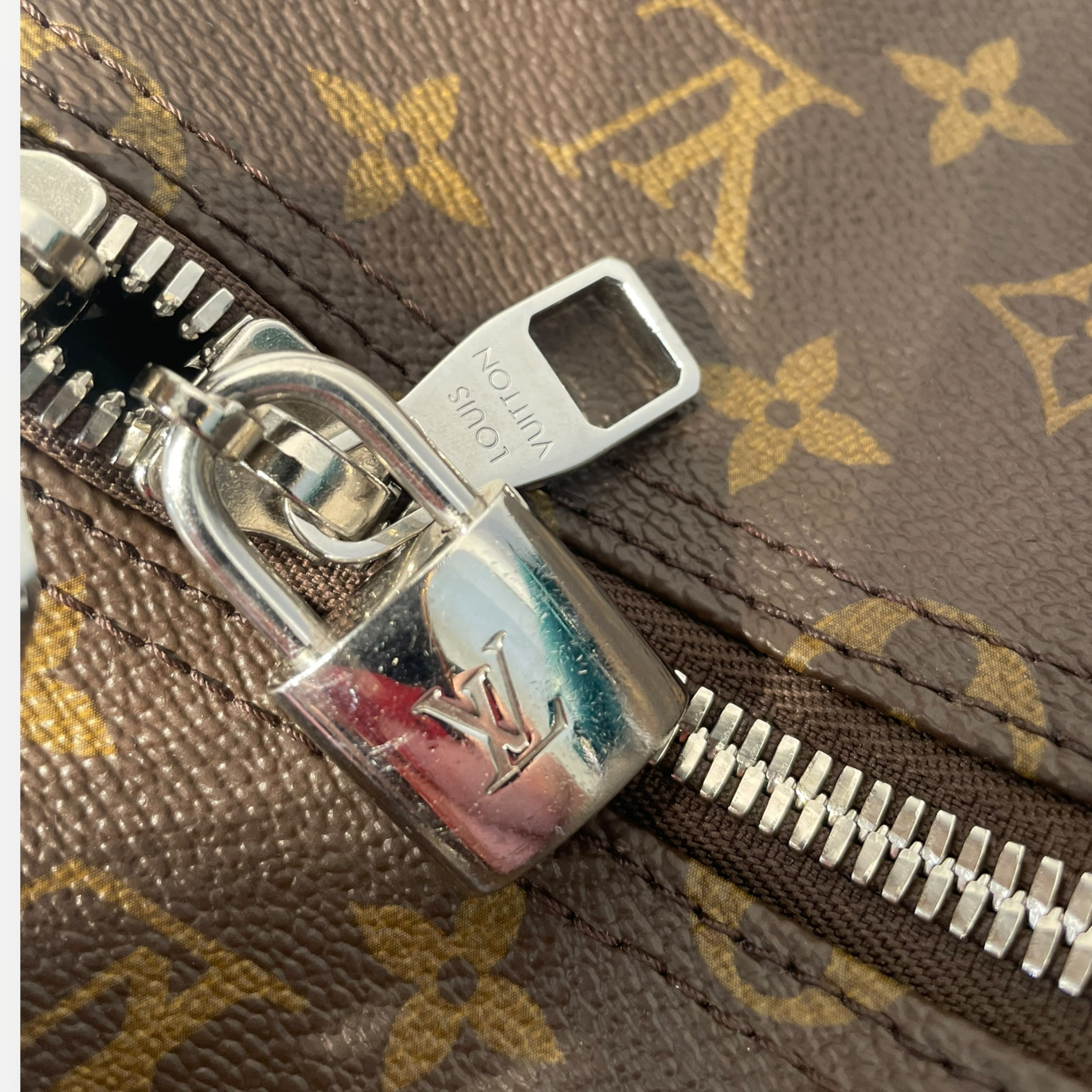 LOUIS VUITTON/Luggage/Monogram/BRW/keepall 50 with teal color view 5