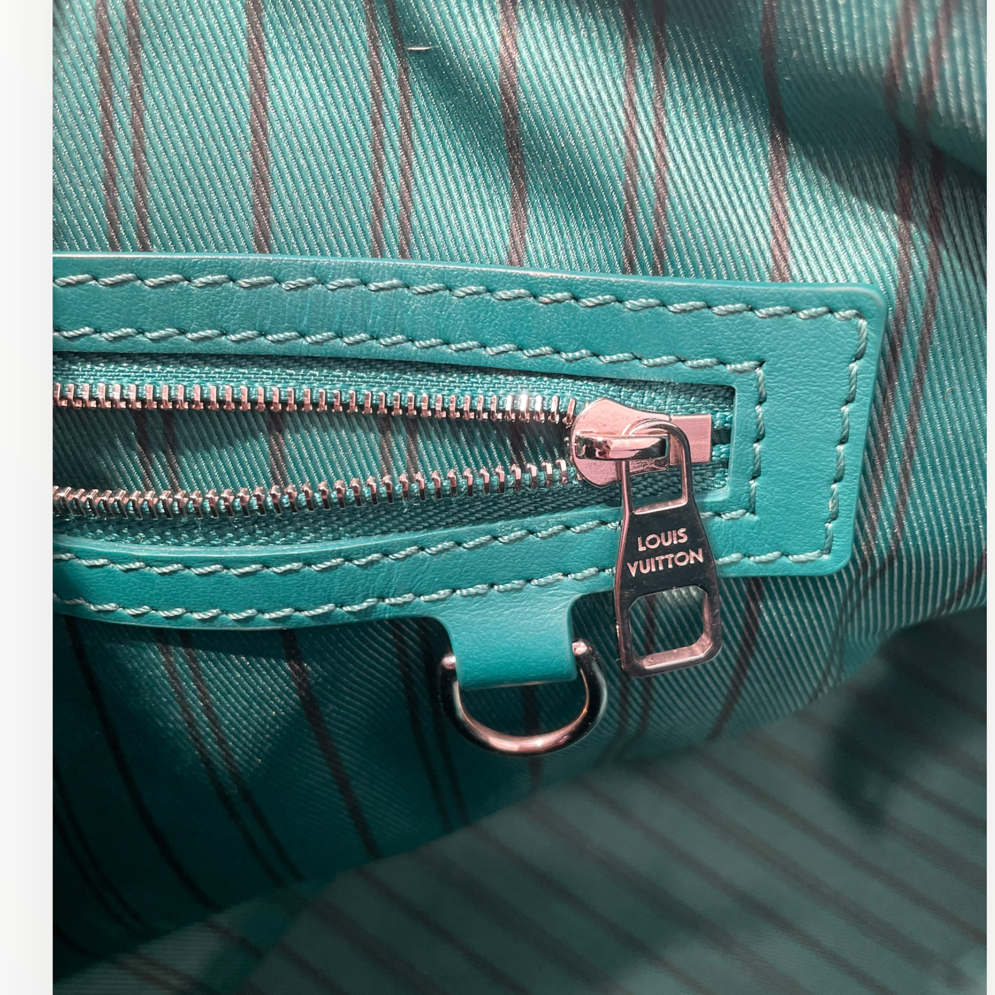 LOUIS VUITTON/Luggage/Monogram/BRW/keepall 50 with teal color view 9