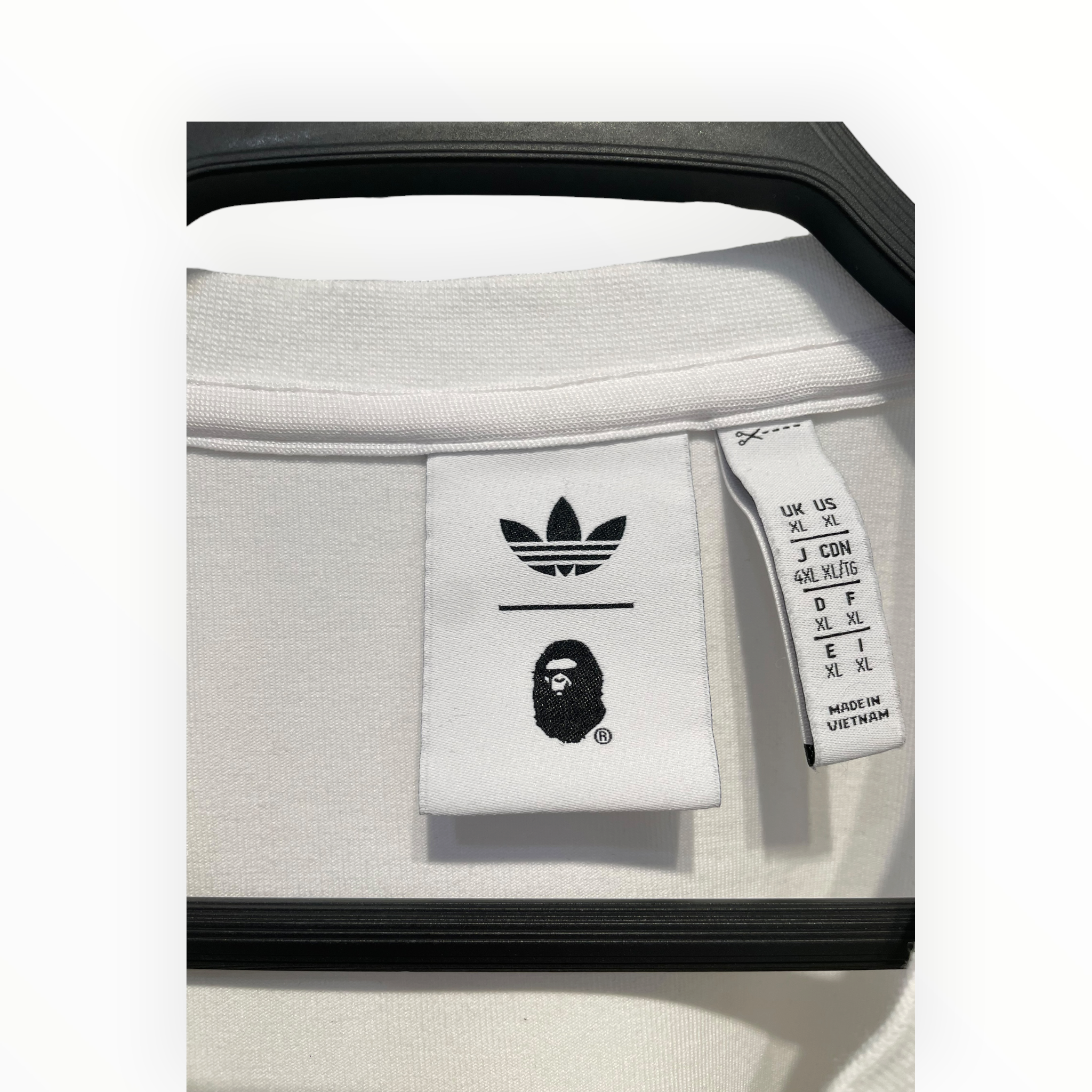 adidas/A BATHING APE/T-Shirt/XL/Cotton/WHT/Monogram/ADIDAS LOGO / STRIPE ON SLEVE view 3