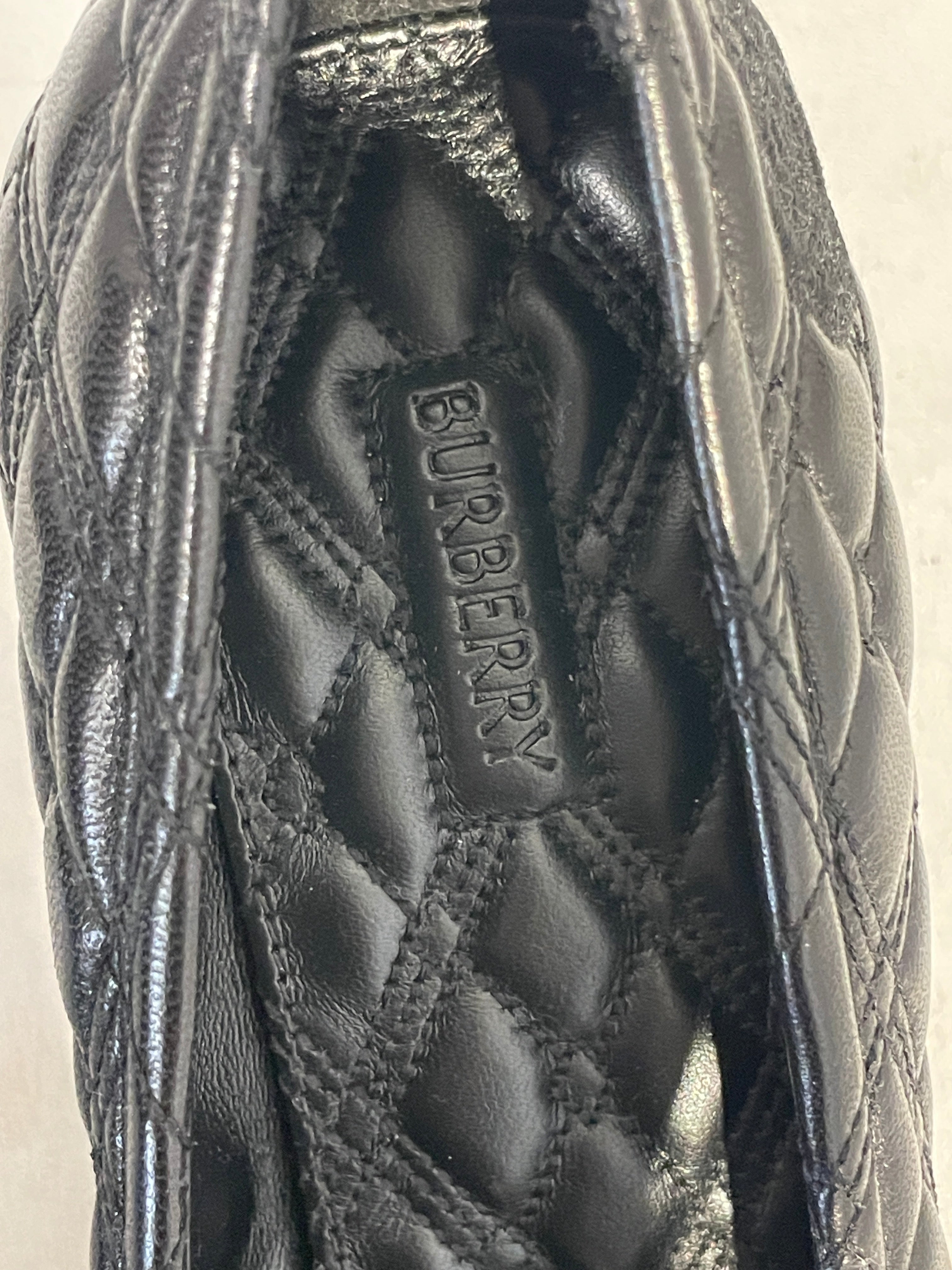 BURBERRY/Heels/EU 37/BLK/BURBERRY HEELS BLK view 3