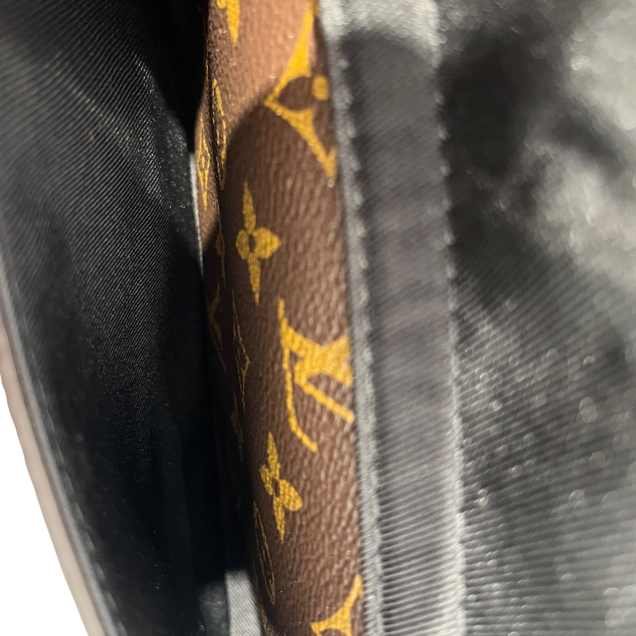 LOUIS VUITTON/Bag/Monogram/Leather/BRW/Monogram Macassar S-Lock Sling view 4