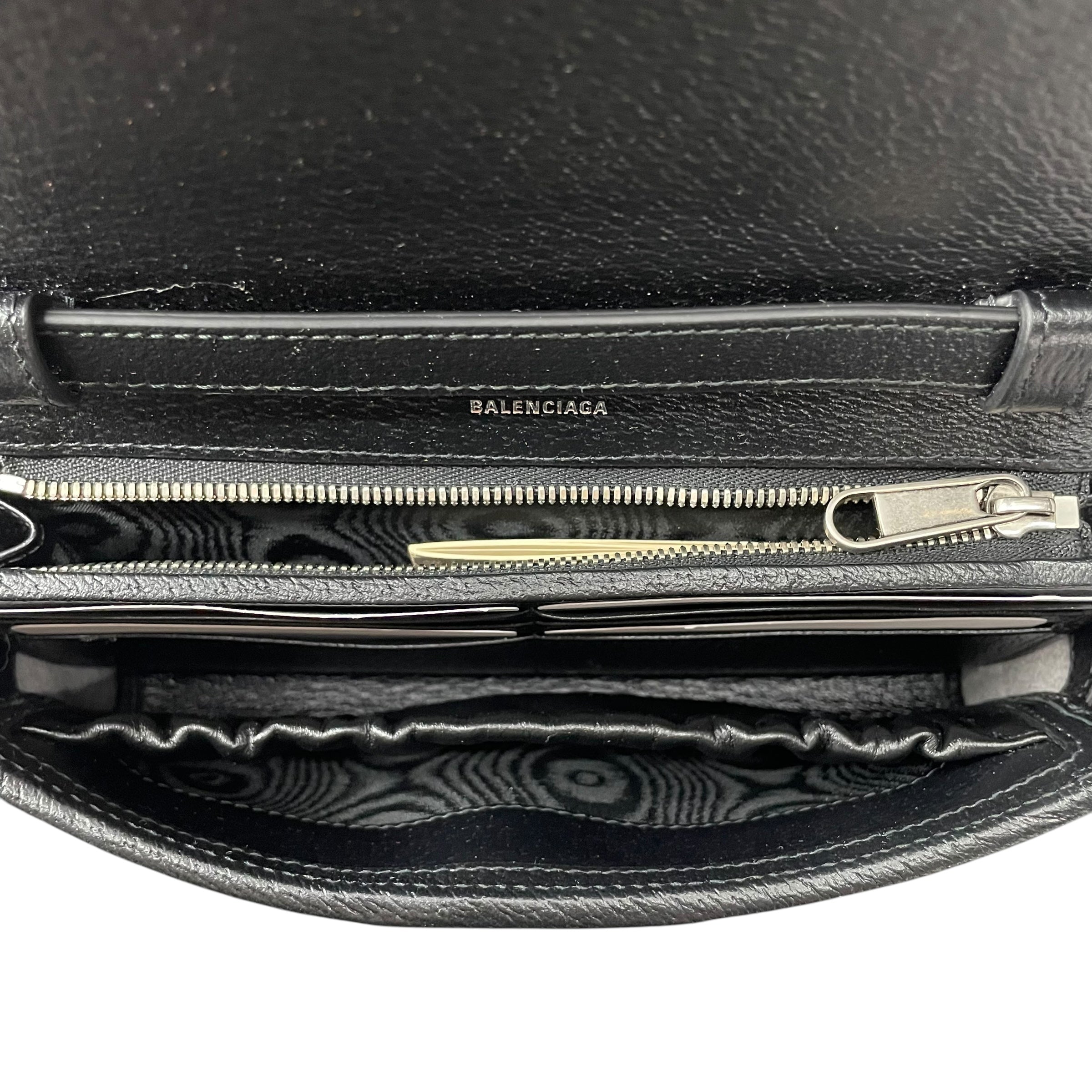 BALENCIAGA/GUCCI/Cross Body Bag/Monogram/Leather/BLK/GUCCI LOGO view 6