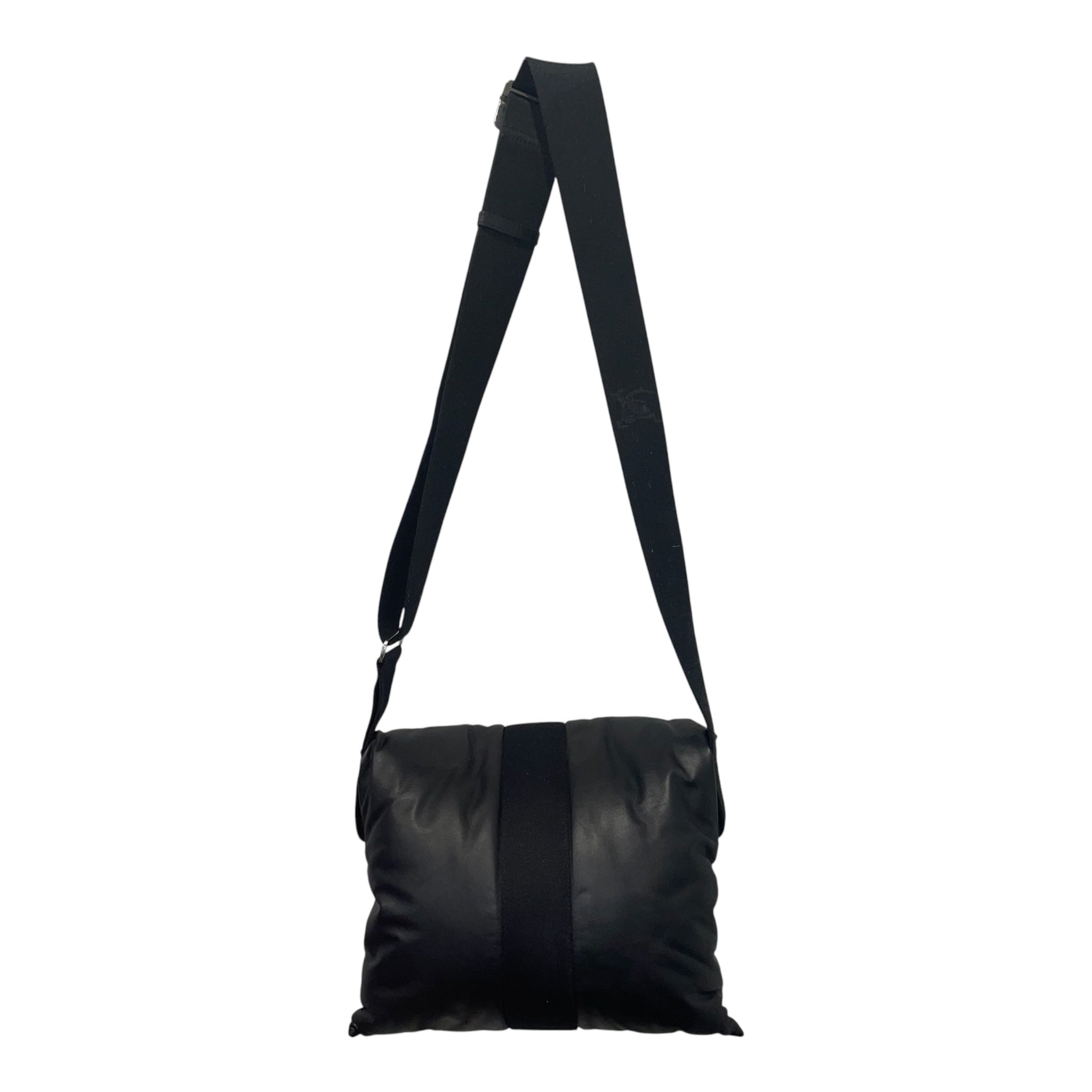 BURBERRY LONDON/Cross Body Bag/Leather/BLK/pillow padded messenger view 2