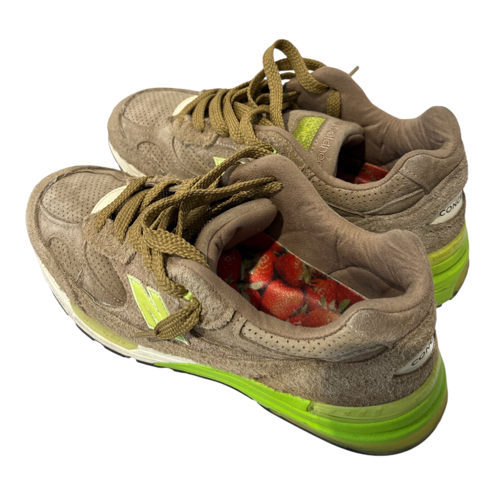 NEW BALANCE/Low-Sneakers/US 9/Suede/KHK/U-Tip/992 concepts view 2