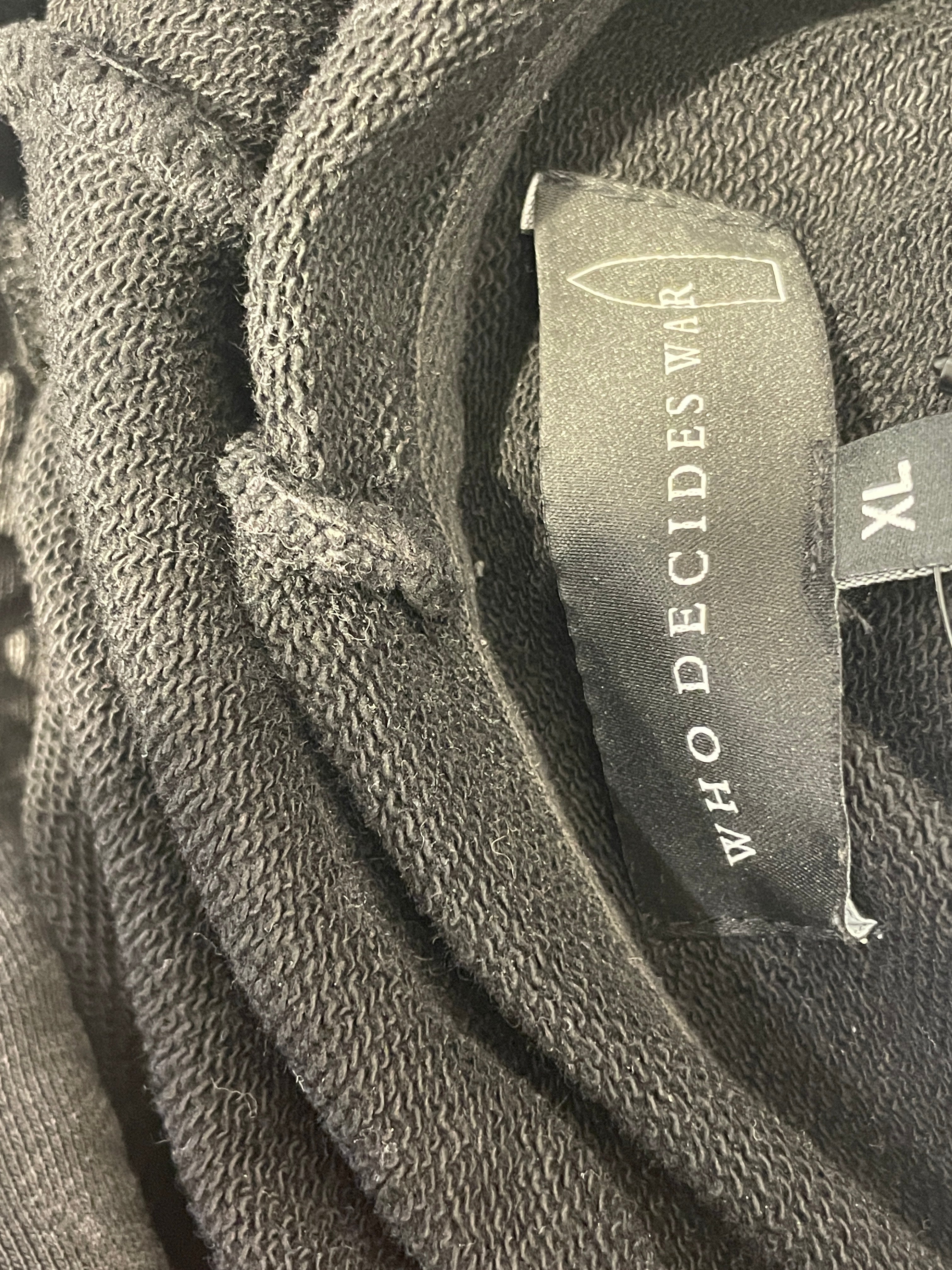 WHO DECIDES WAR/Hoodie/XL/Glitter/Cotton/BLK/Oversize/ view 3