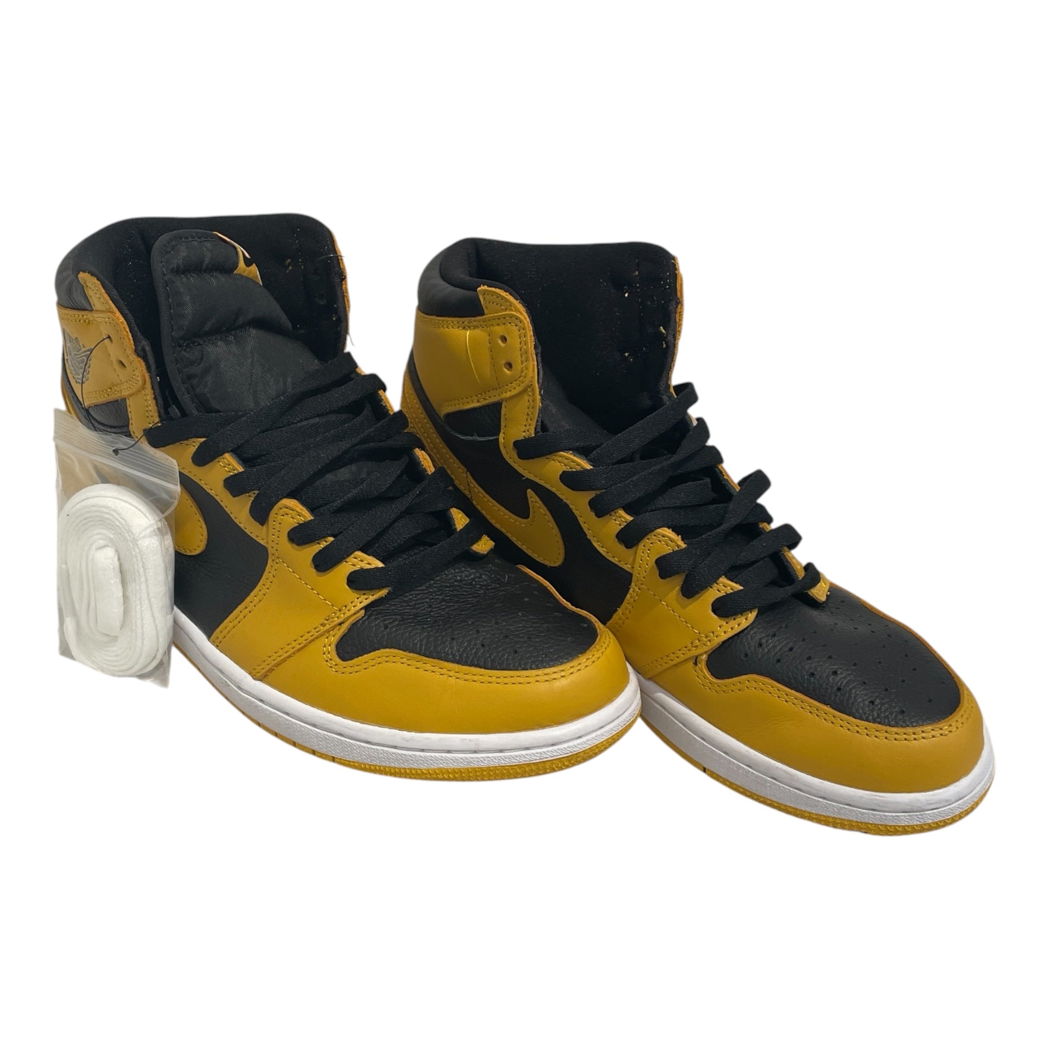 NIKE/AIR JORDAN 1 RETRO HIGH OG/Hi-Sneakers/US 9.5/Leather/YEL/555088-701 view 1