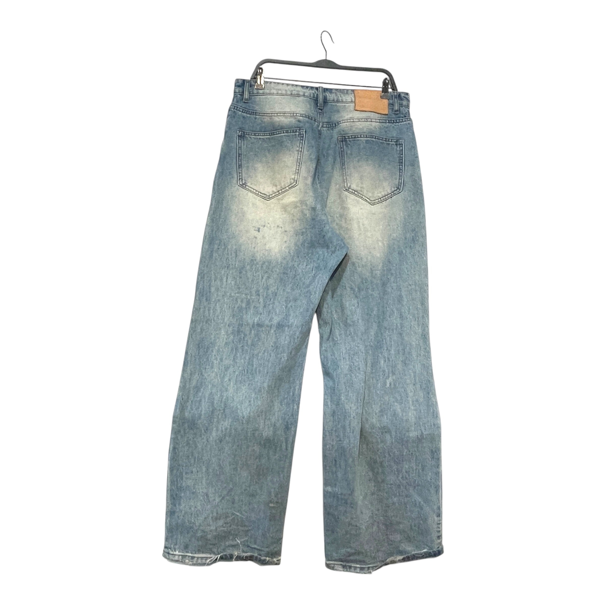 basketcase gallery/Pants/34/Denim/BLU/Distressed Jeans view 2