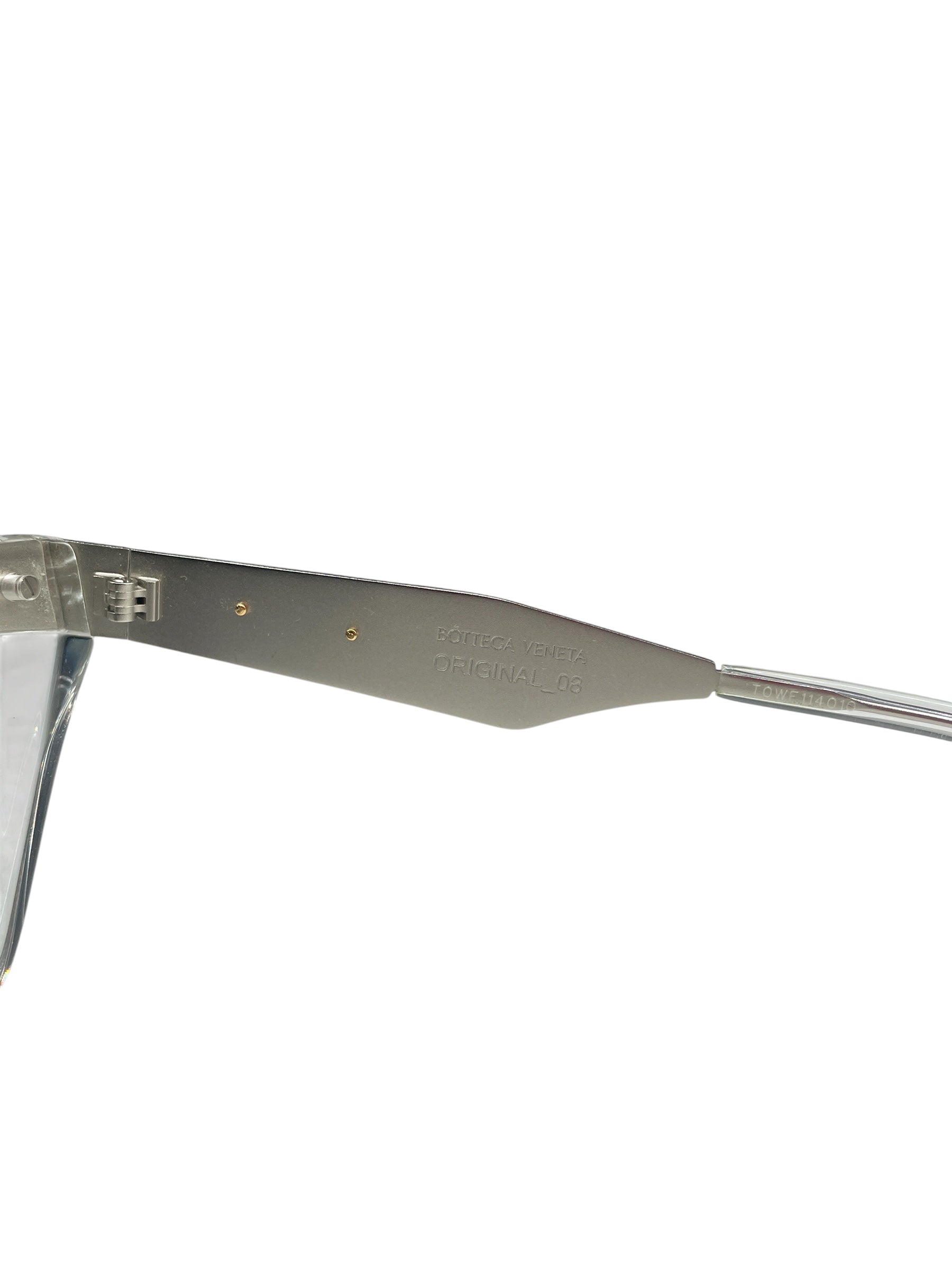 BOTTEGA VENETA/Sunglasses/Titanium/SLV/bv1056s cat eye view 4