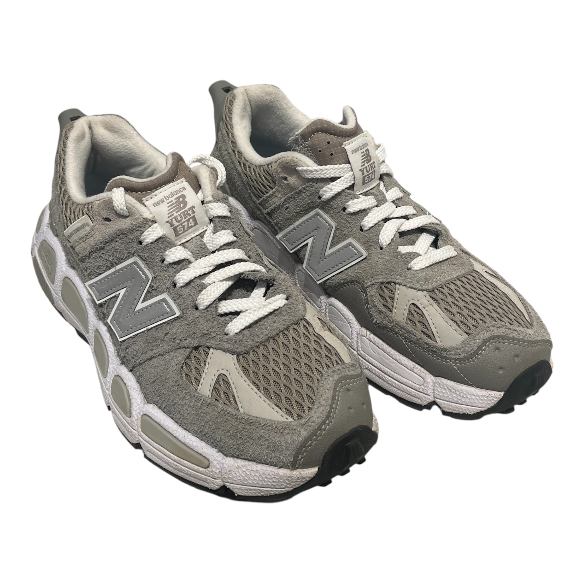 NEW BALANCE/Low-Sneakers/US 9.5/SLV/NBxSALEHE BEMBURY 574 YURT view 1