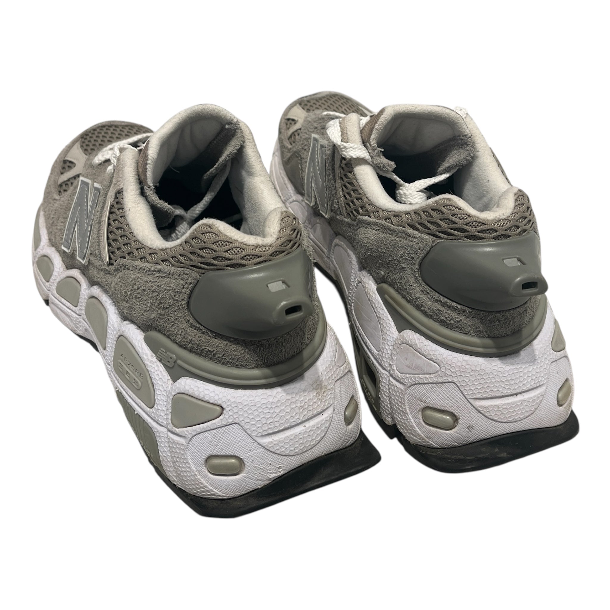 NEW BALANCE/Low-Sneakers/US 9.5/SLV/NBxSALEHE BEMBURY 574 YURT view 2