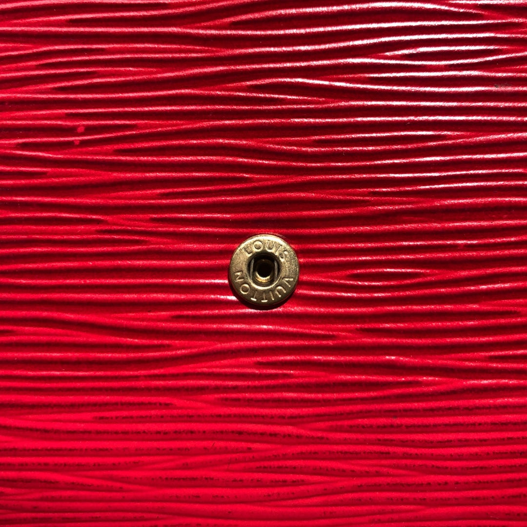 LOUIS VUITTON/Trifold Wallet/Leather/RED/epileather 2 button view 6