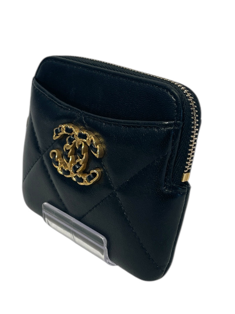 CHANEL/Coin Wallet/Leather/BLK/gold emblem/zipper/card holder