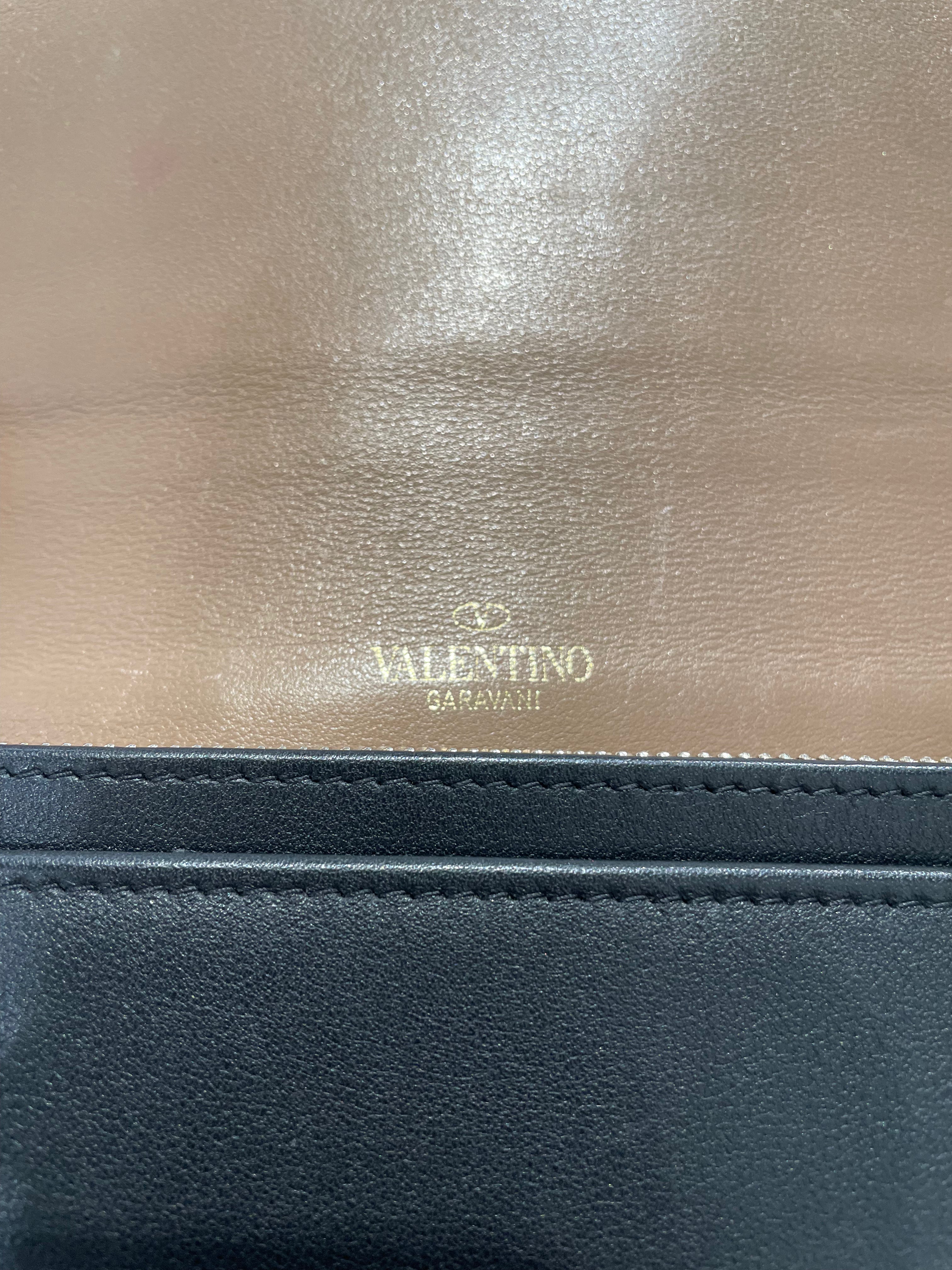 VALENTINO/Cross Body Bag/Leather/BLK/two big gold stud view 3