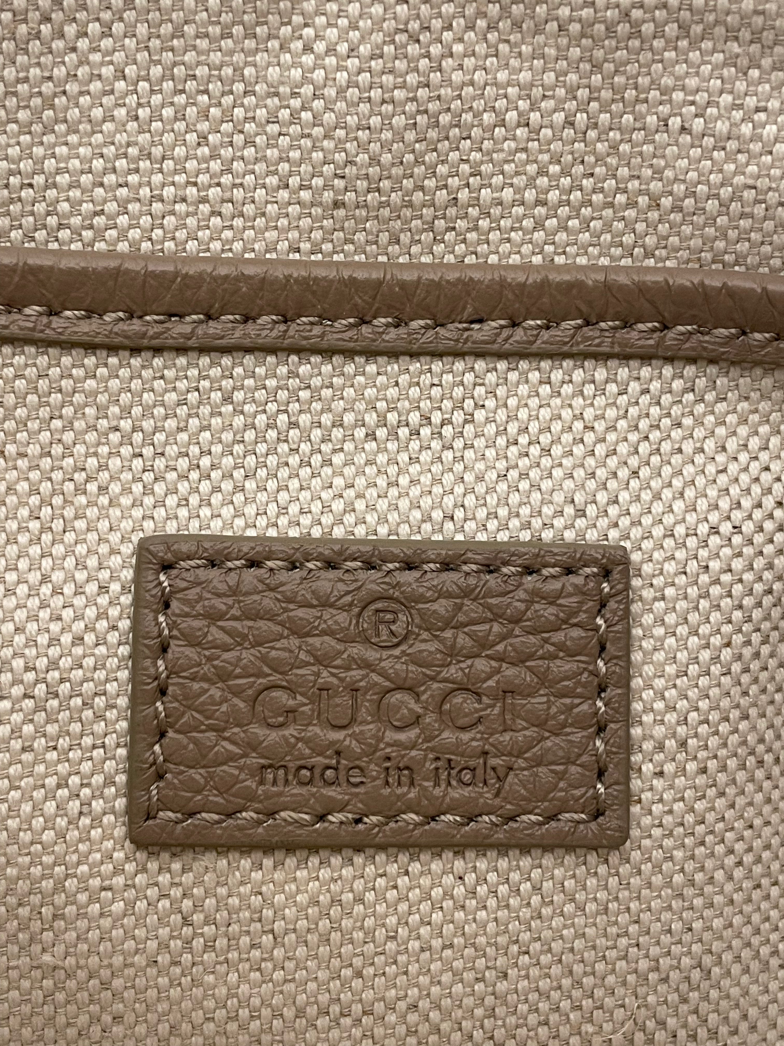 GUCCI/Hand Bag/Monogram/CRM/GG Emblem Monogram Cream view 3