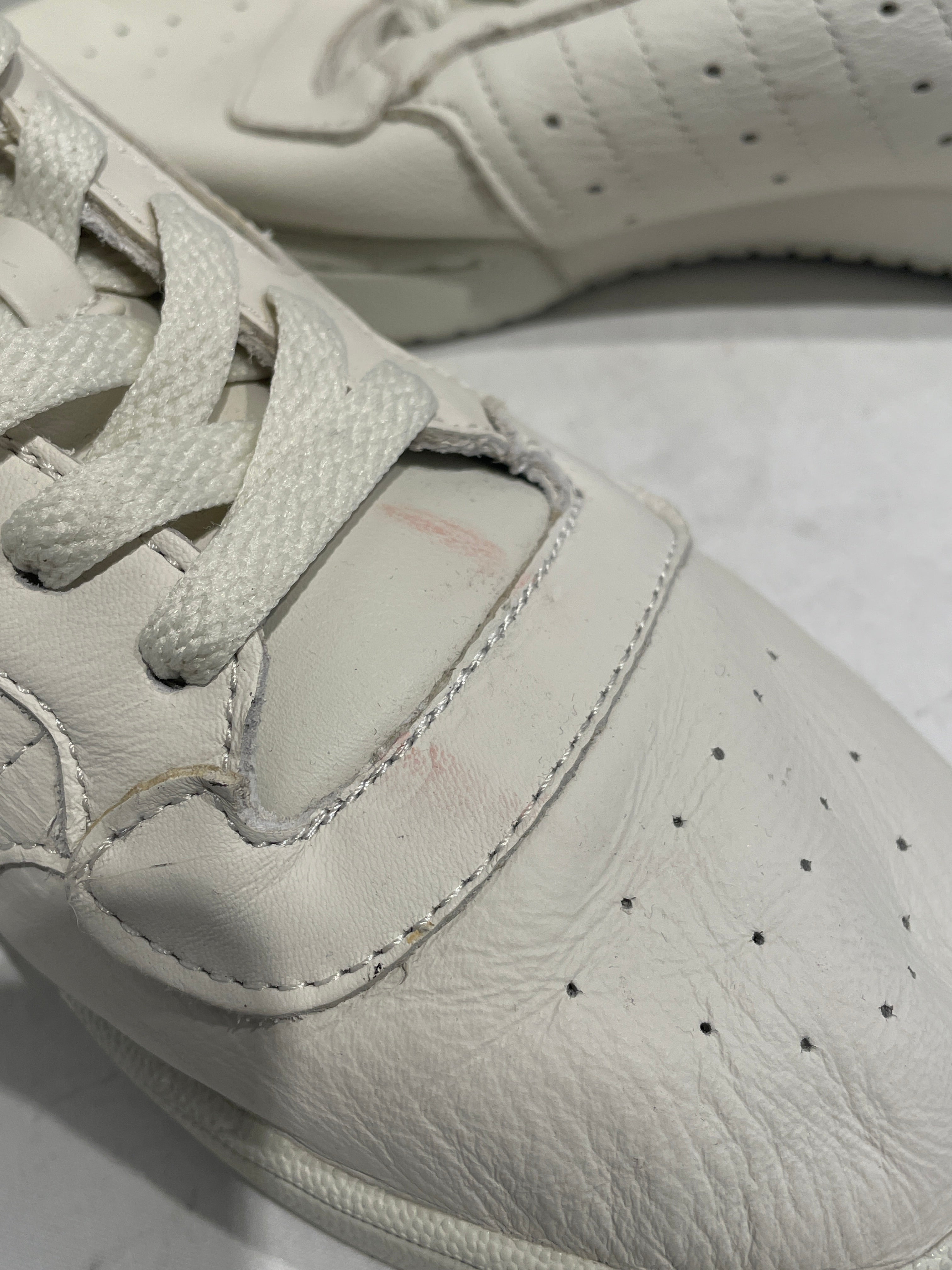 adidas/YEEZY/Low-Sneakers/US 9/Leather/CRM/Cream Powerphase Calabasas view 4