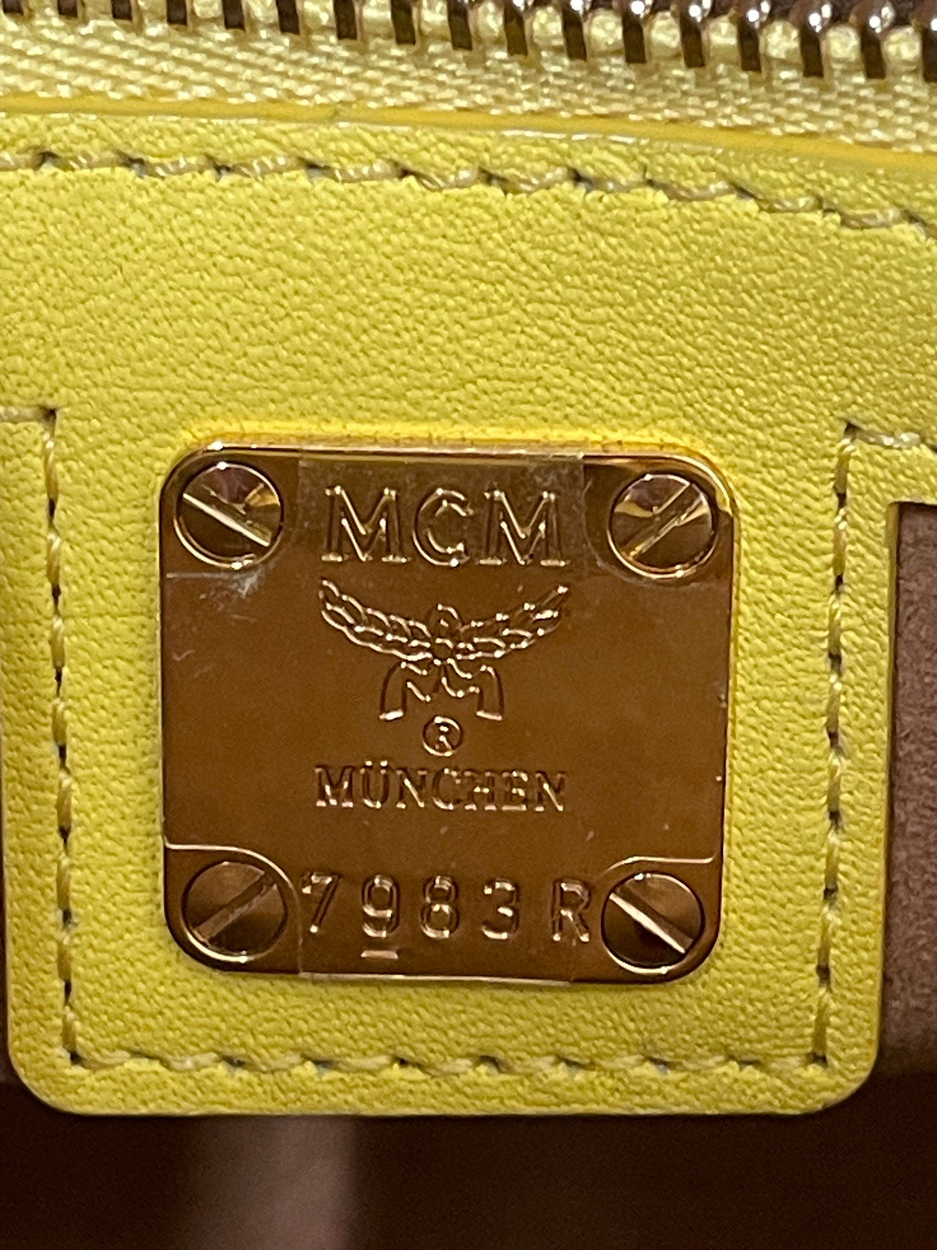 MCM/Cross Body Bag/OS/Graphic/Leather/YEL/ view 4
