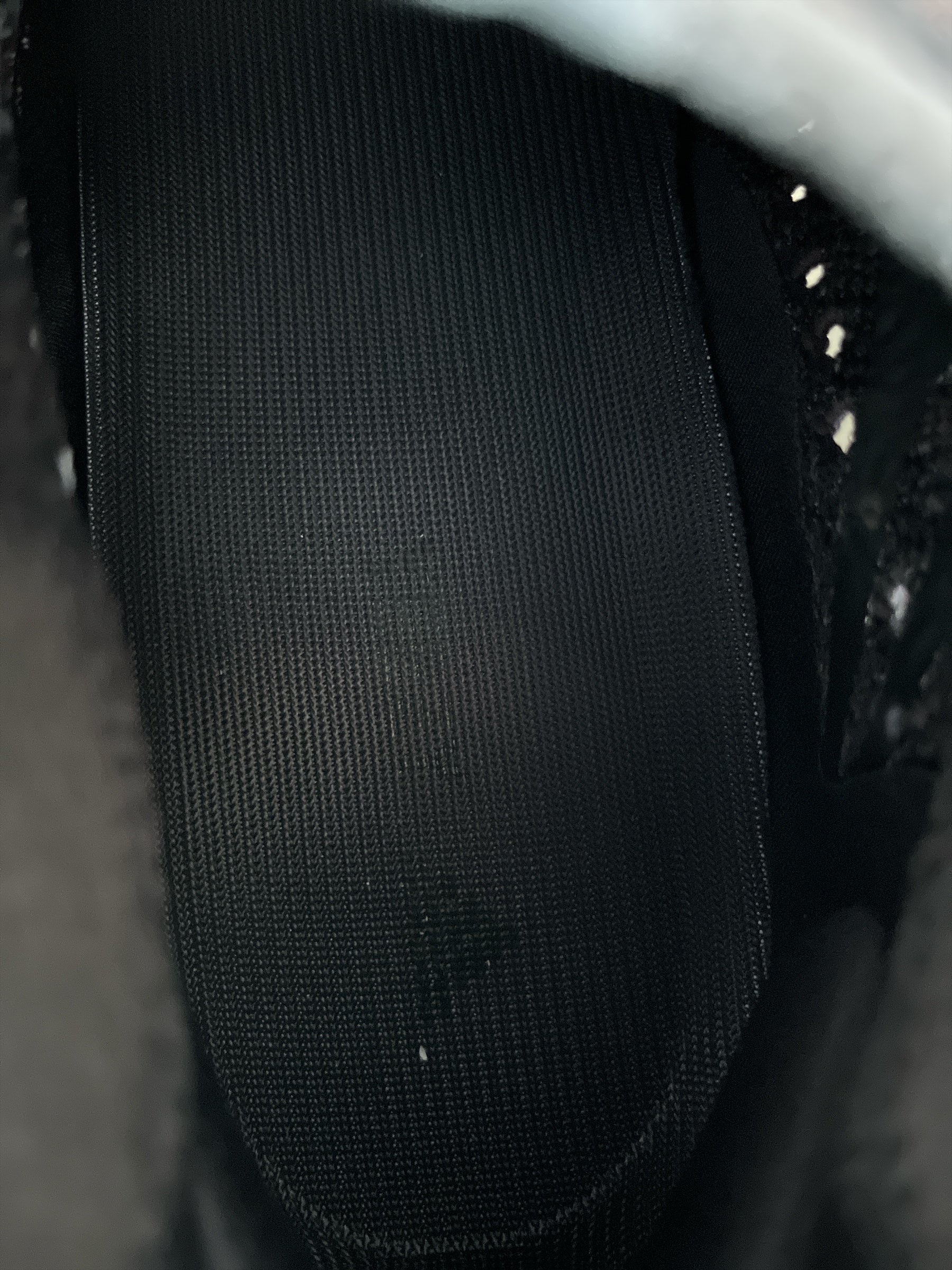 YEEZY/Low-Sneakers/US 8.5/Cotton/BLK/380 onyx yeezy view 3