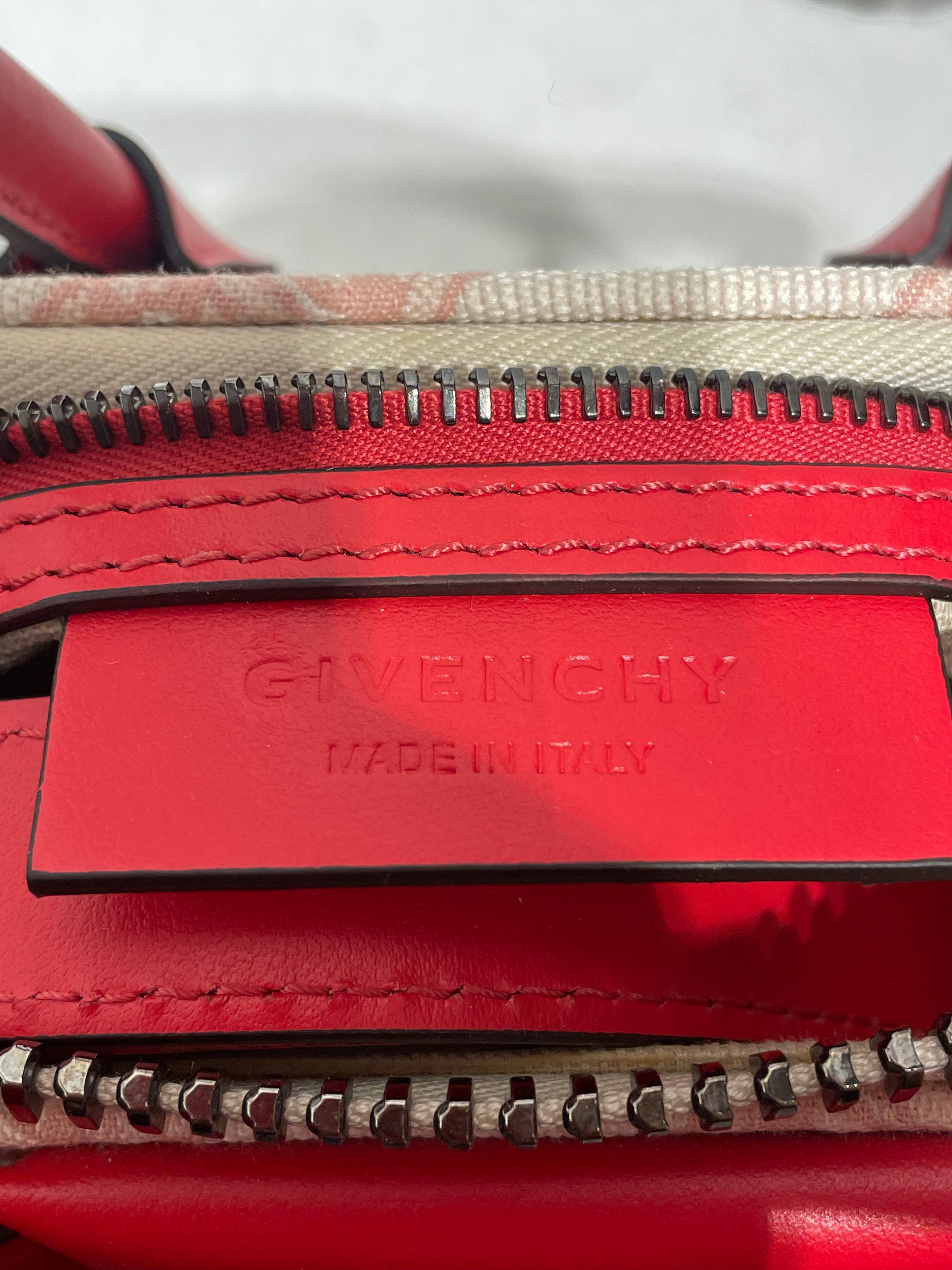 GIVENCHY/Cross Body Bag/All Over Print/RED/Antigona Crossbody Pink/Red view 3