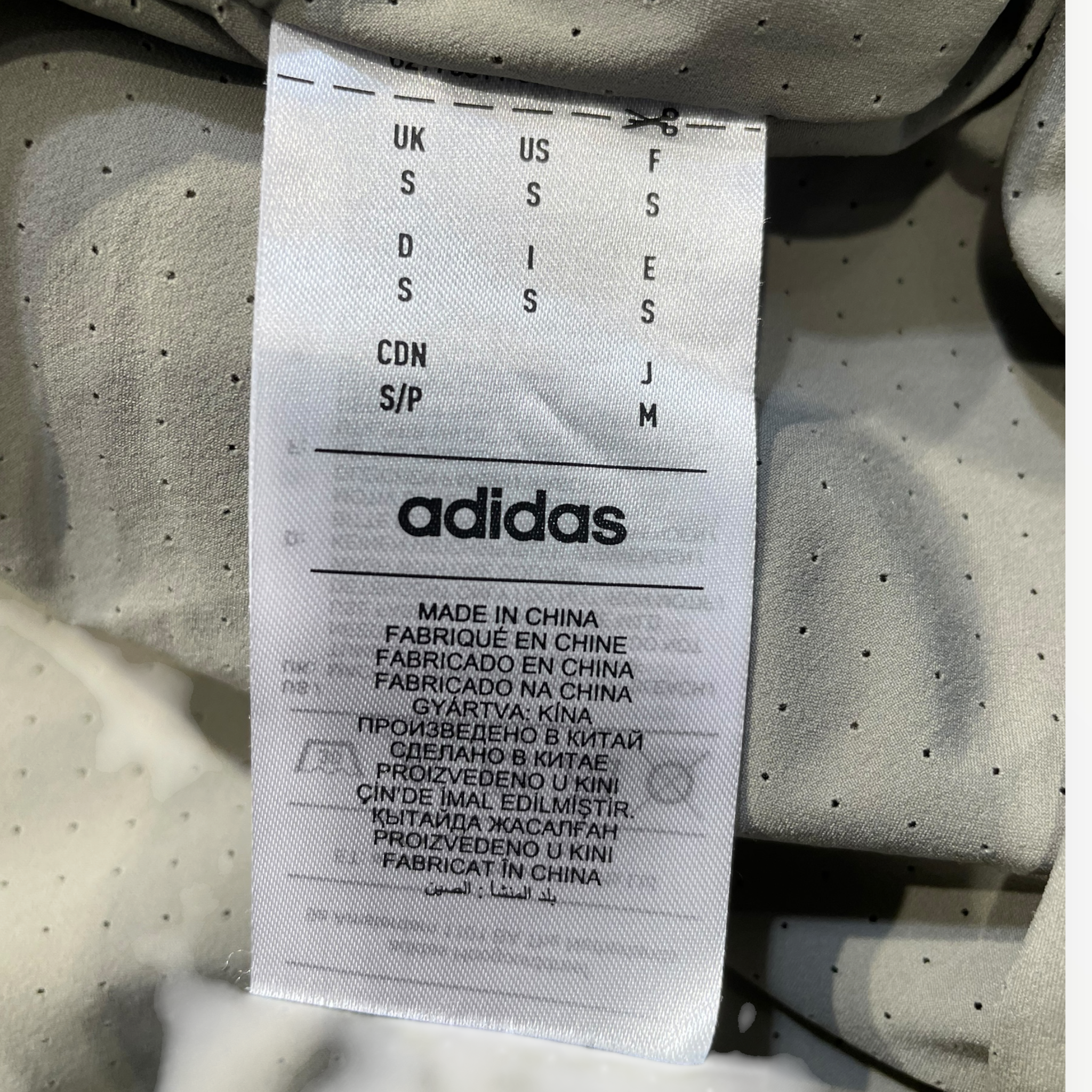 adidas/FEAR OF GOD/Hoodie/S/Cotton/GRN/HIGH NECK DETAIL view 4
