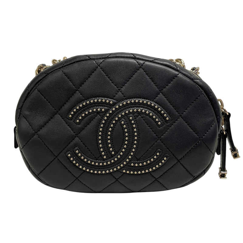 CHANEL/Cross Body Bag/Graphic/Leather/BLK/STUDDED LOGO2020