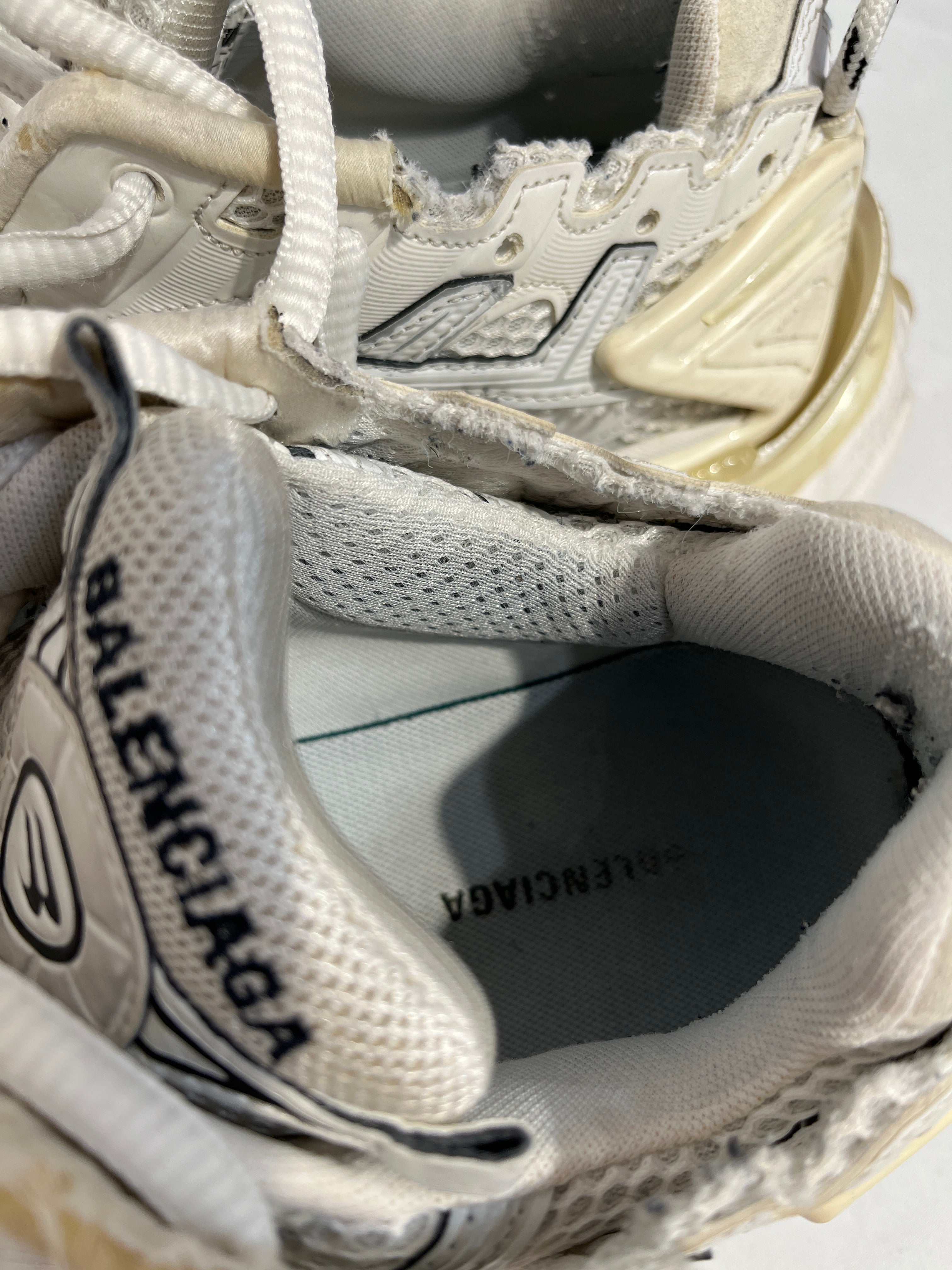 BALENCIAGA/Low-Sneakers/US 9/Cotton/WHT/ view 3