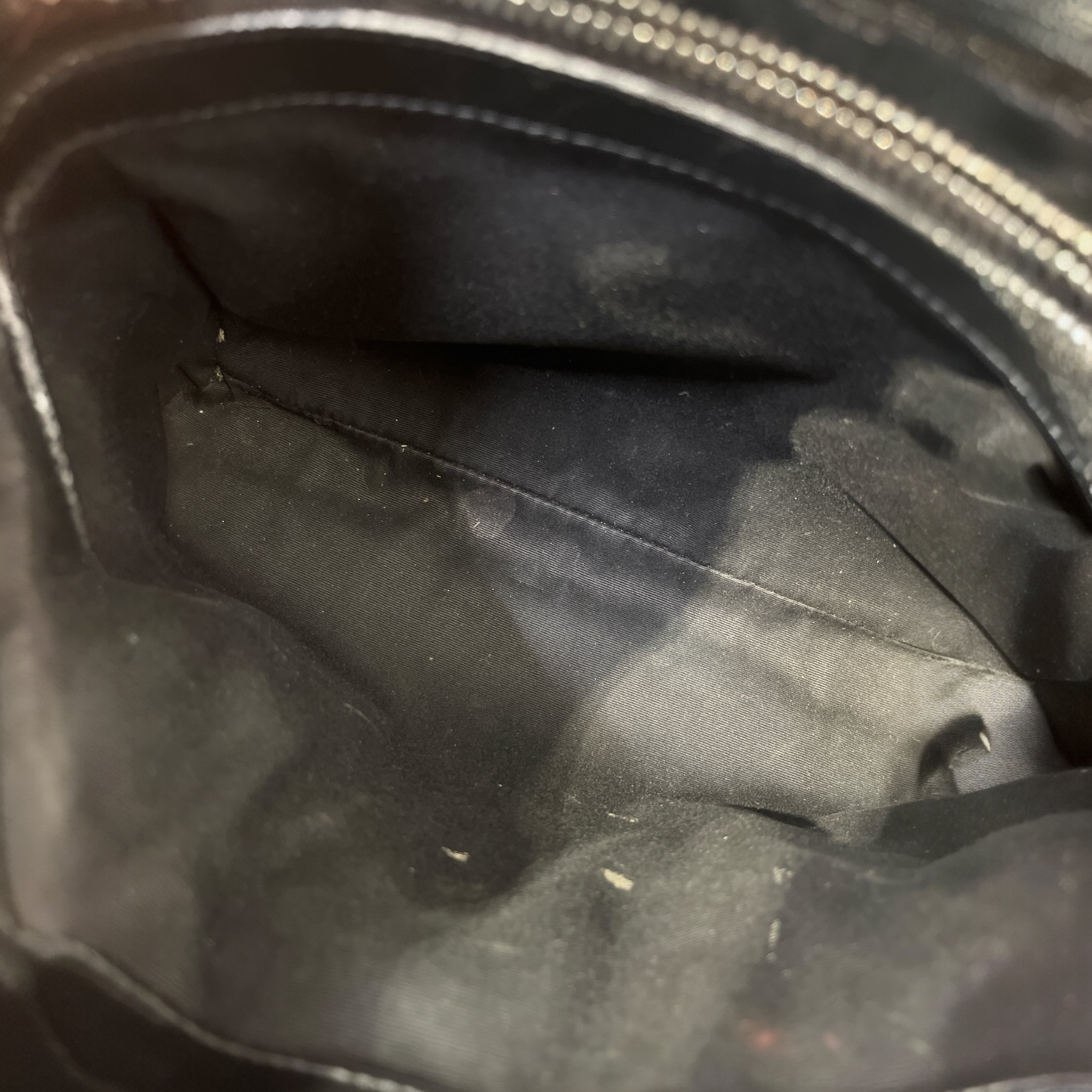 YVES SAINT LAURENT/Tote Bag/Leather/BLK/LOULOU SHOULDER BAG view 3