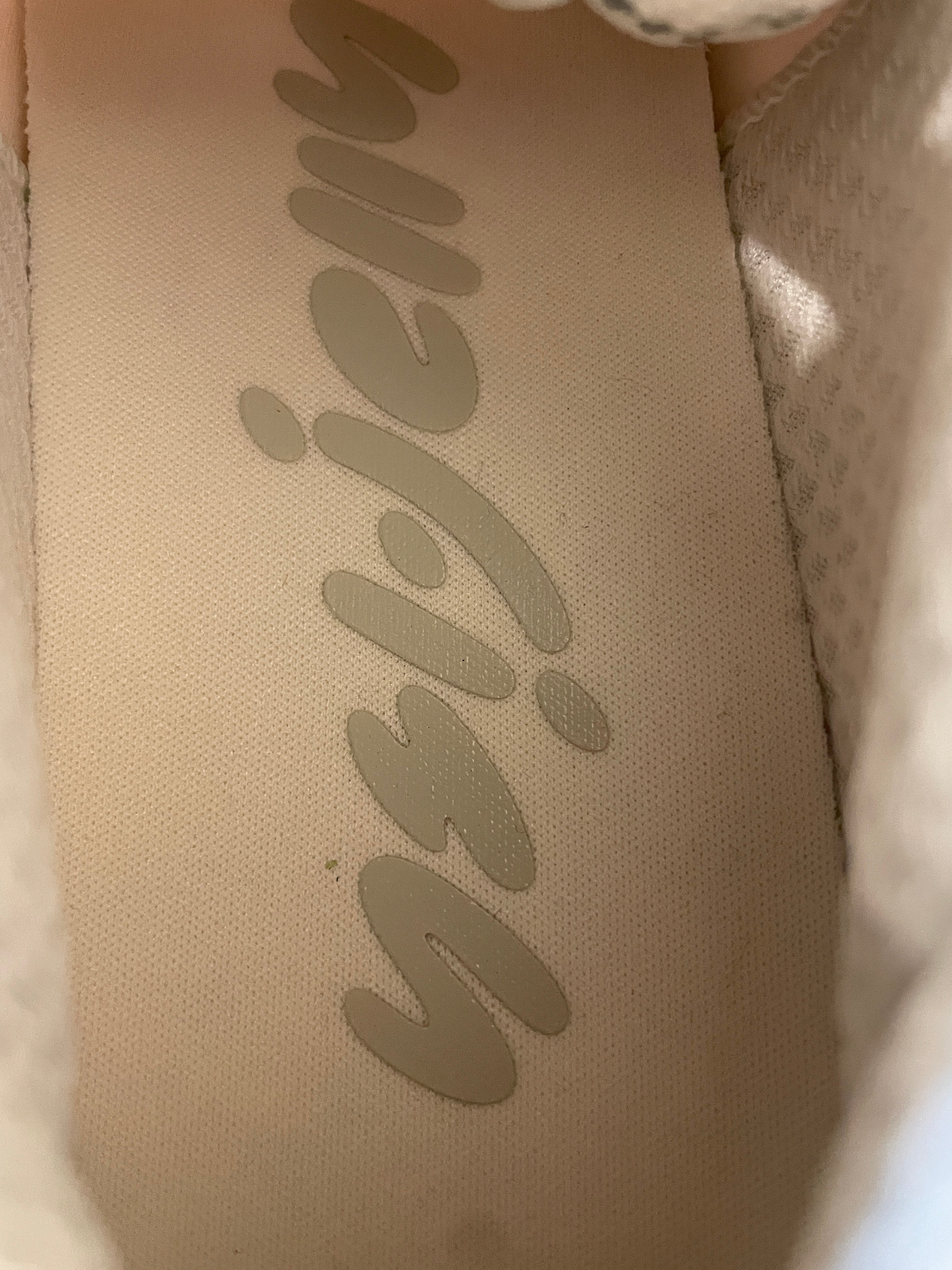 adidas/Low-Sneakers/US 7/Cotton/CRM/PW ADISTAR JELLYFISH TRIP WHT view 3