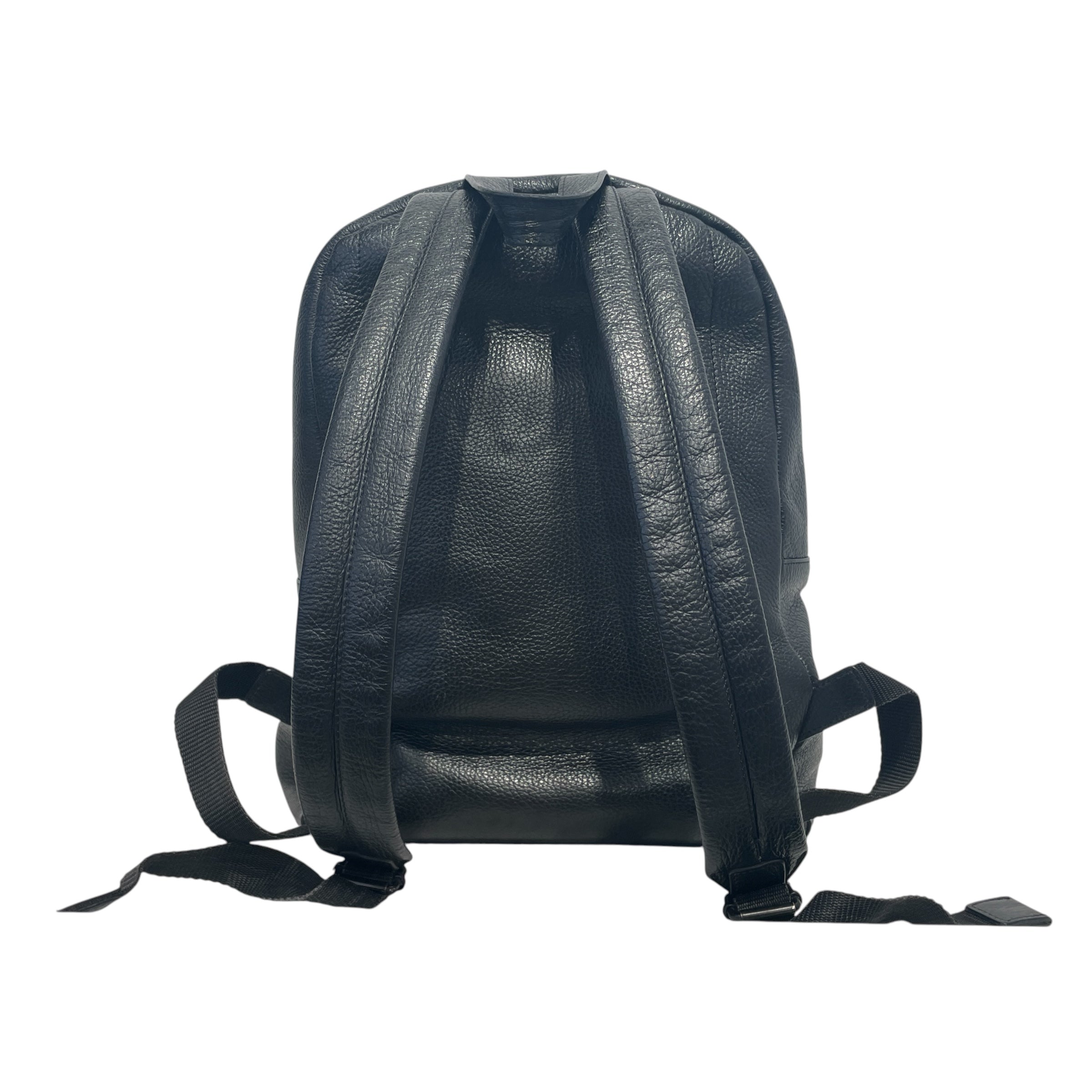 COMMON PROJECTS/Backpack/Leather/BLK/leather backpack view 2