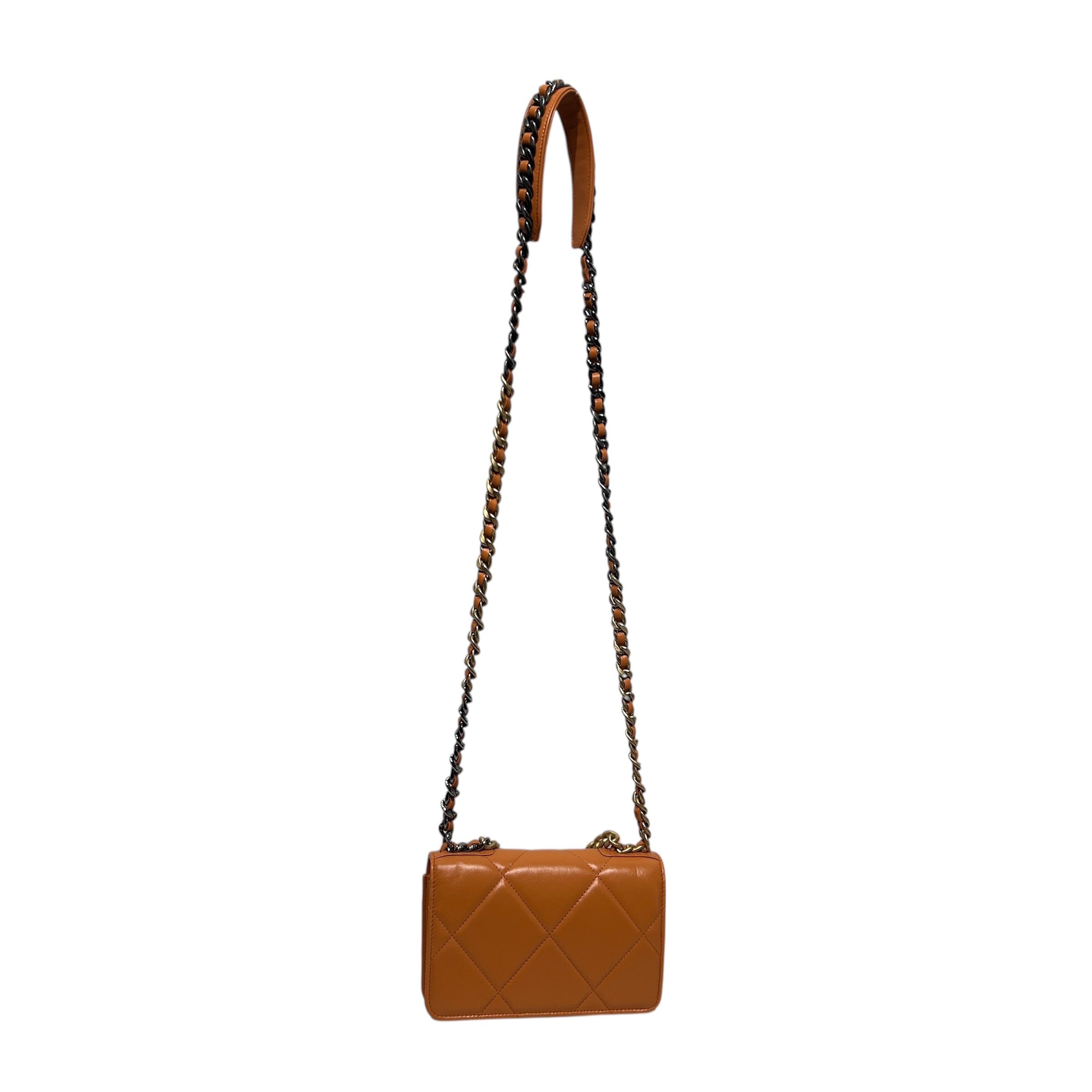 CHANEL/Cross Body Bag/Leather/ORN/19 view 2