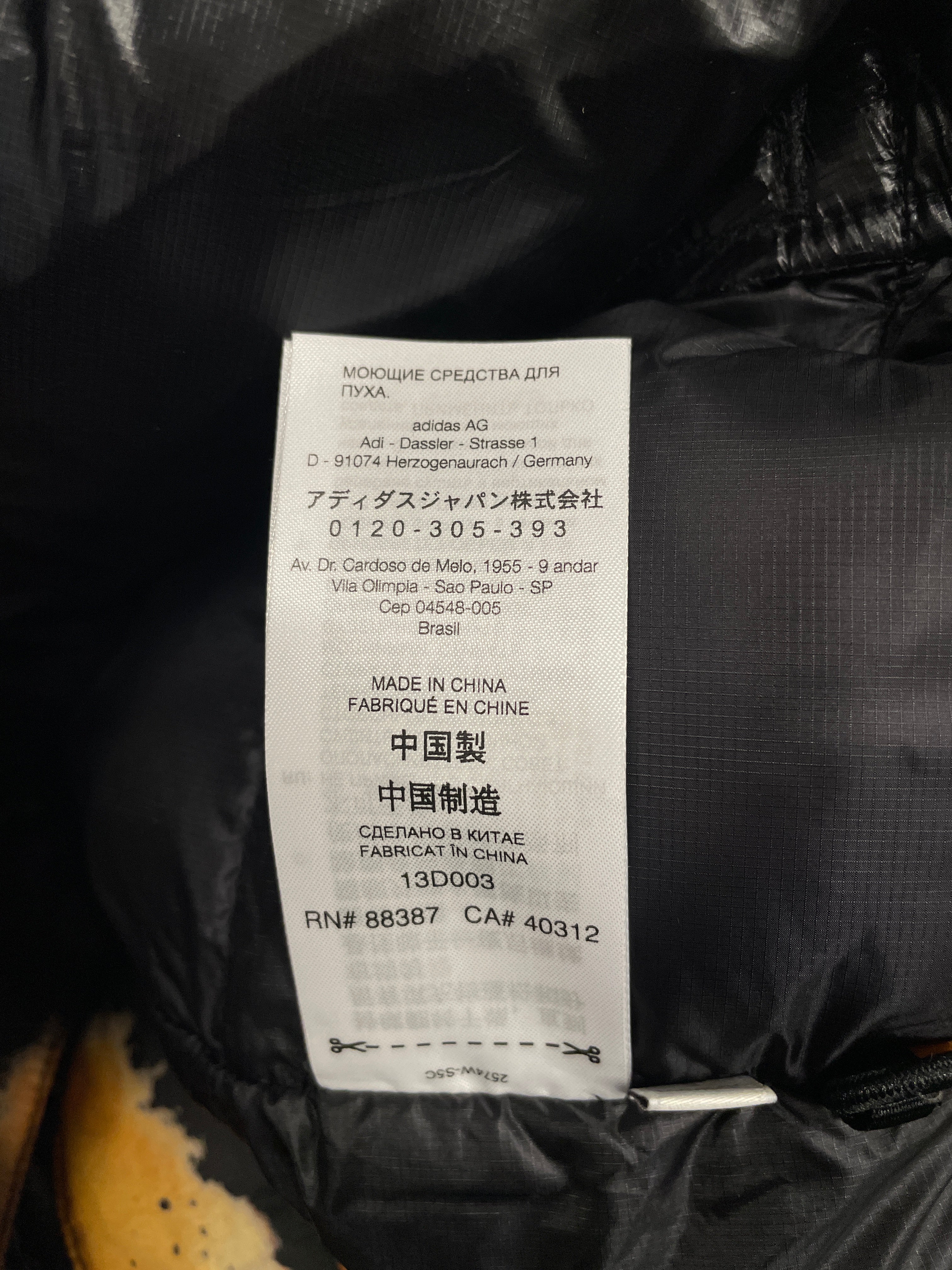 Y-3/Puffer Coat/M/All Over Print/Nylon/BLK/KIMONO STYLE PUFFER W/ STRAPS view 5