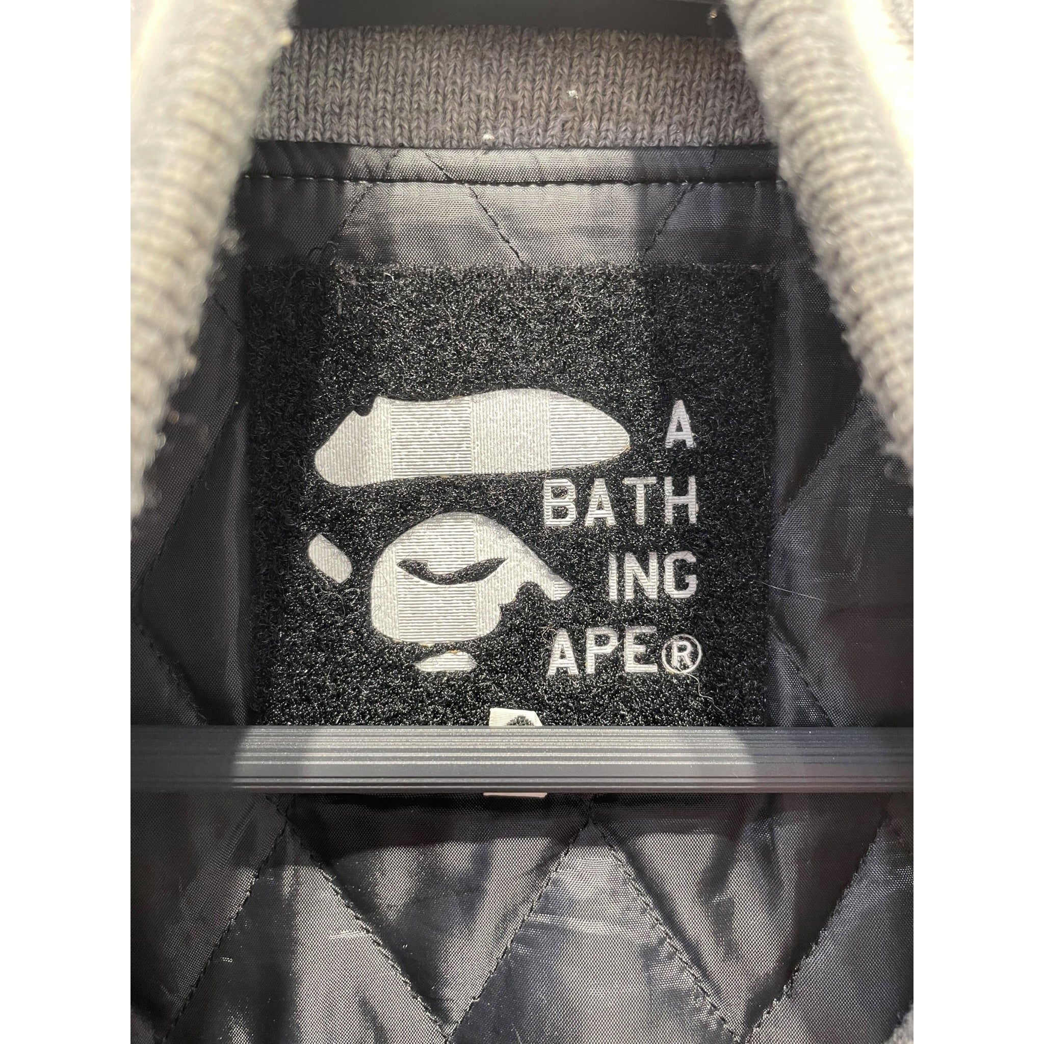 A BATHING APE/Souvenir Jkt/L/Wool/GRY/(B) VARSITY JACKET view 3