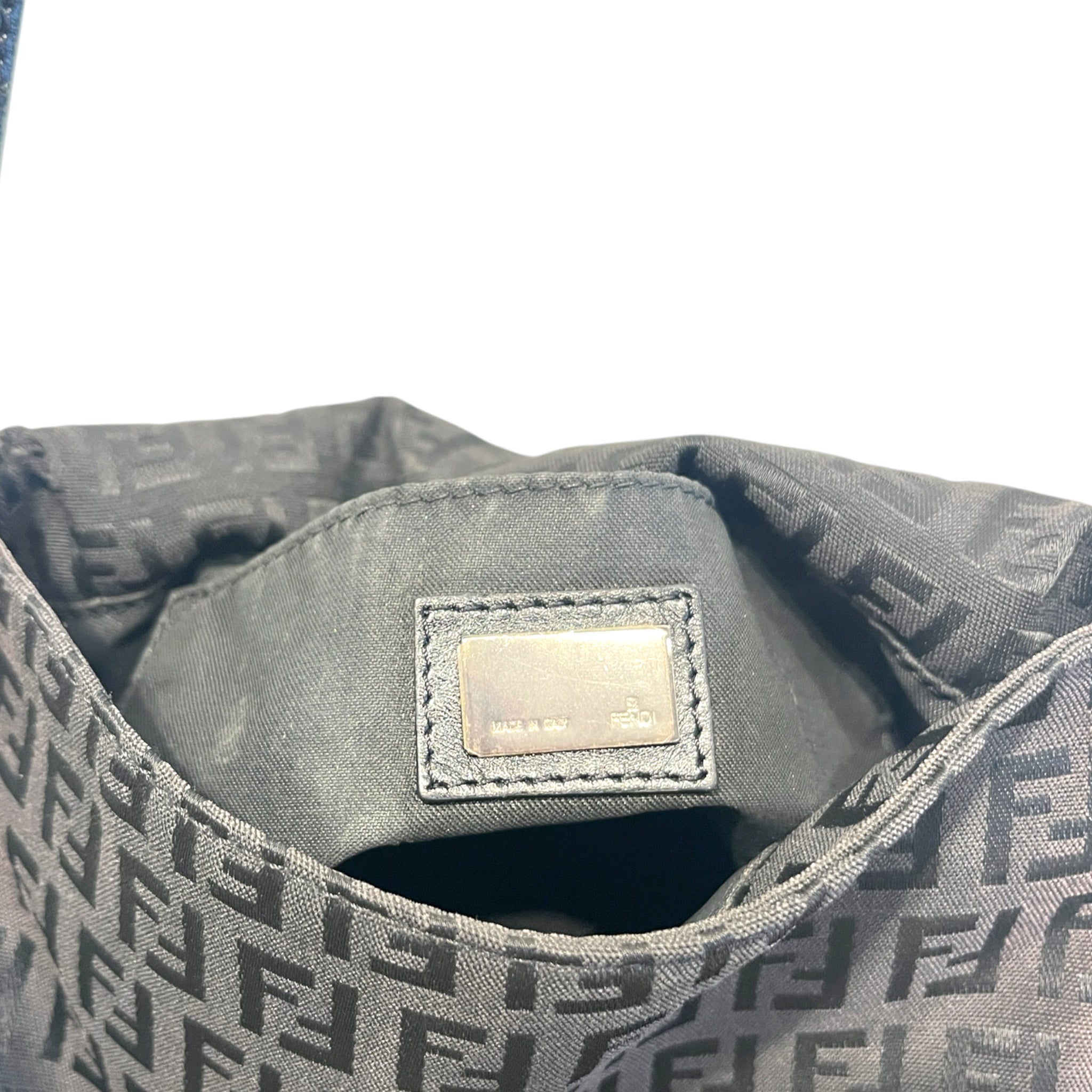 FENDI/Cross Body Bag/Monogram/BLK/2220-8BT075-JQ5-049 view 5