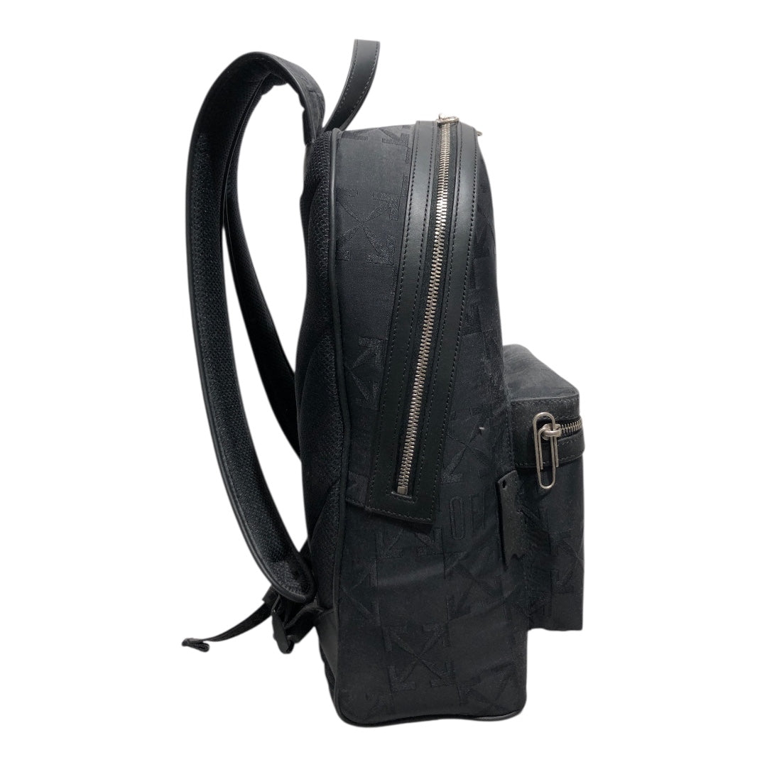 OFF-WHITE/Backpack/All Over Print/BLK/back pack with arrows & straps view 3