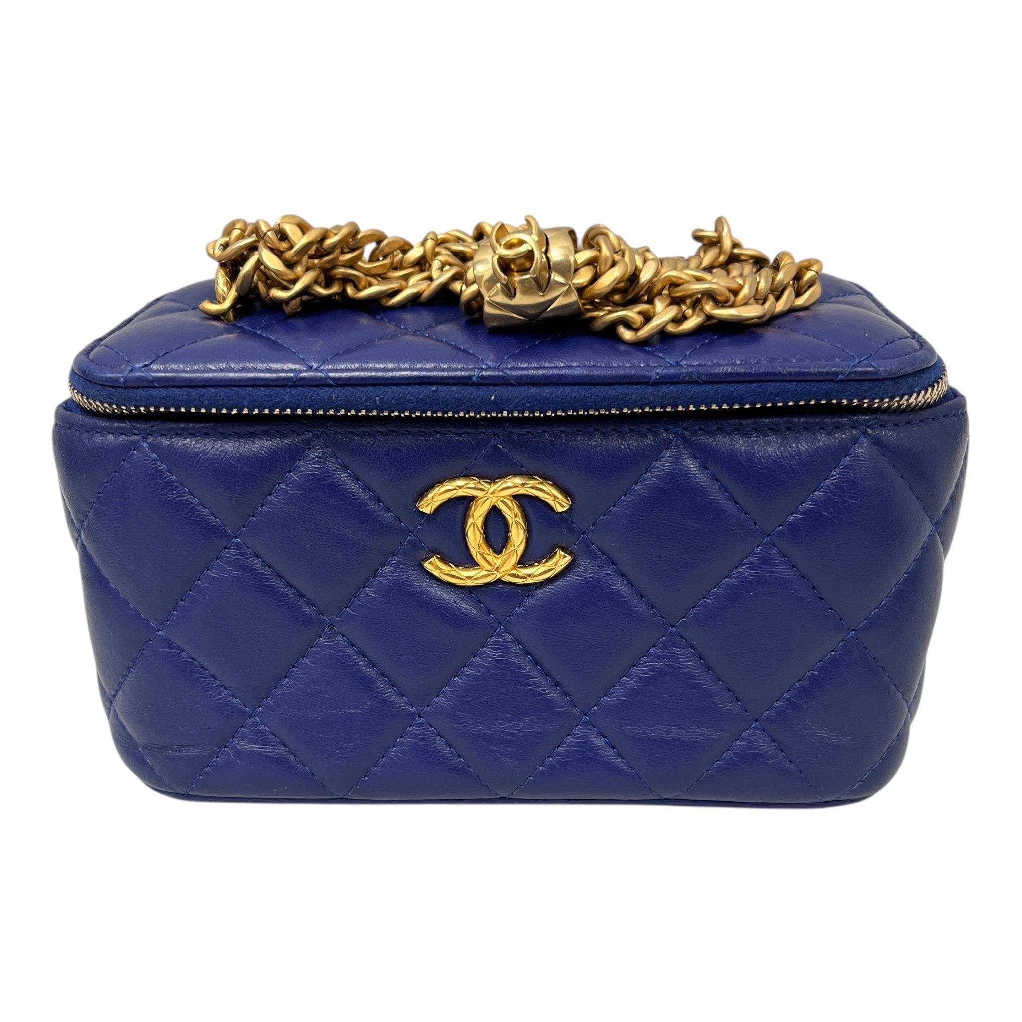 CHANEL/Cross Body Bag/Leather/BLU/canity handbag w/ chain kit view 3