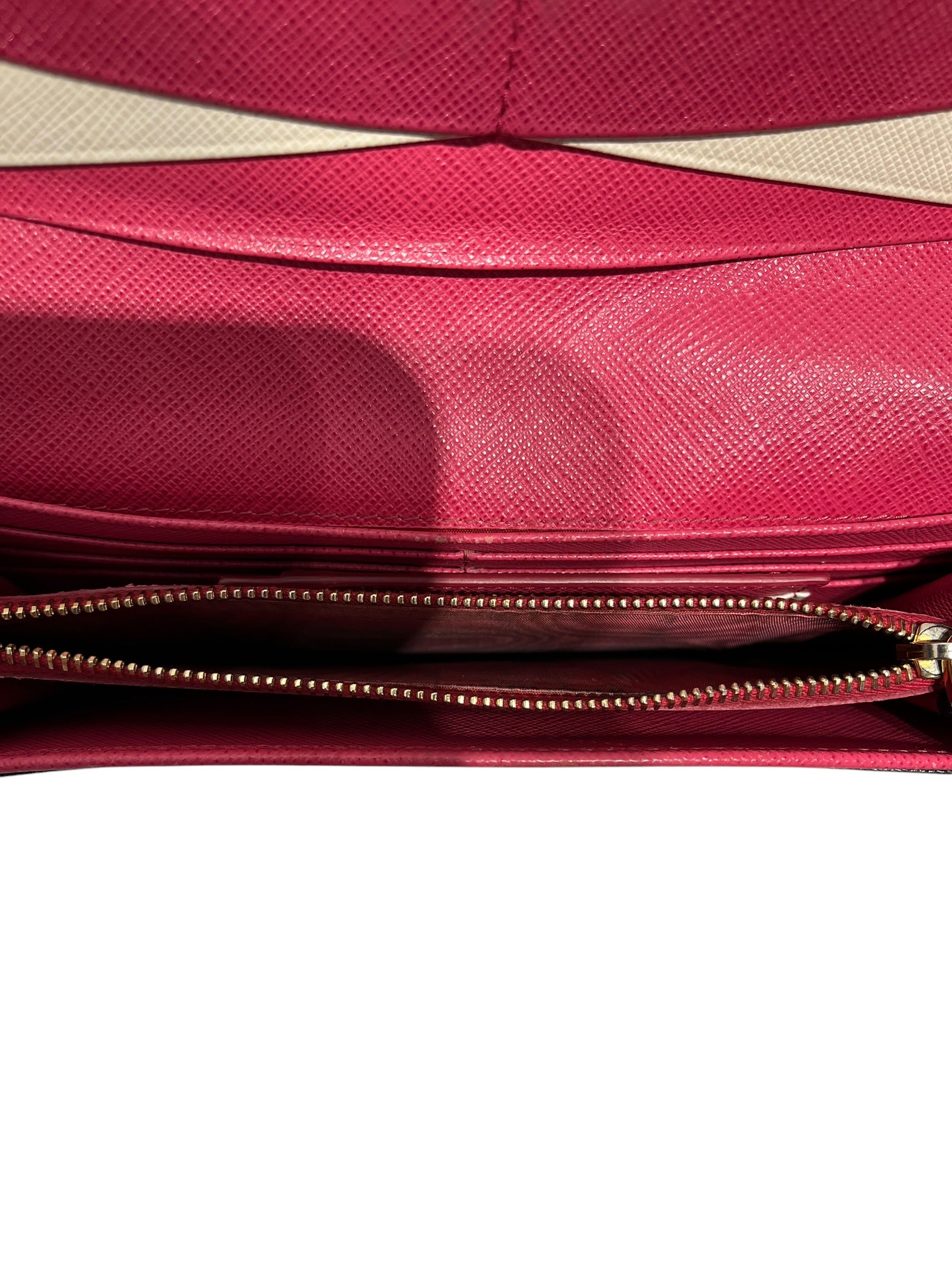 PRADA/Bifold Wallet/BLK/L's/Pink interior view 4