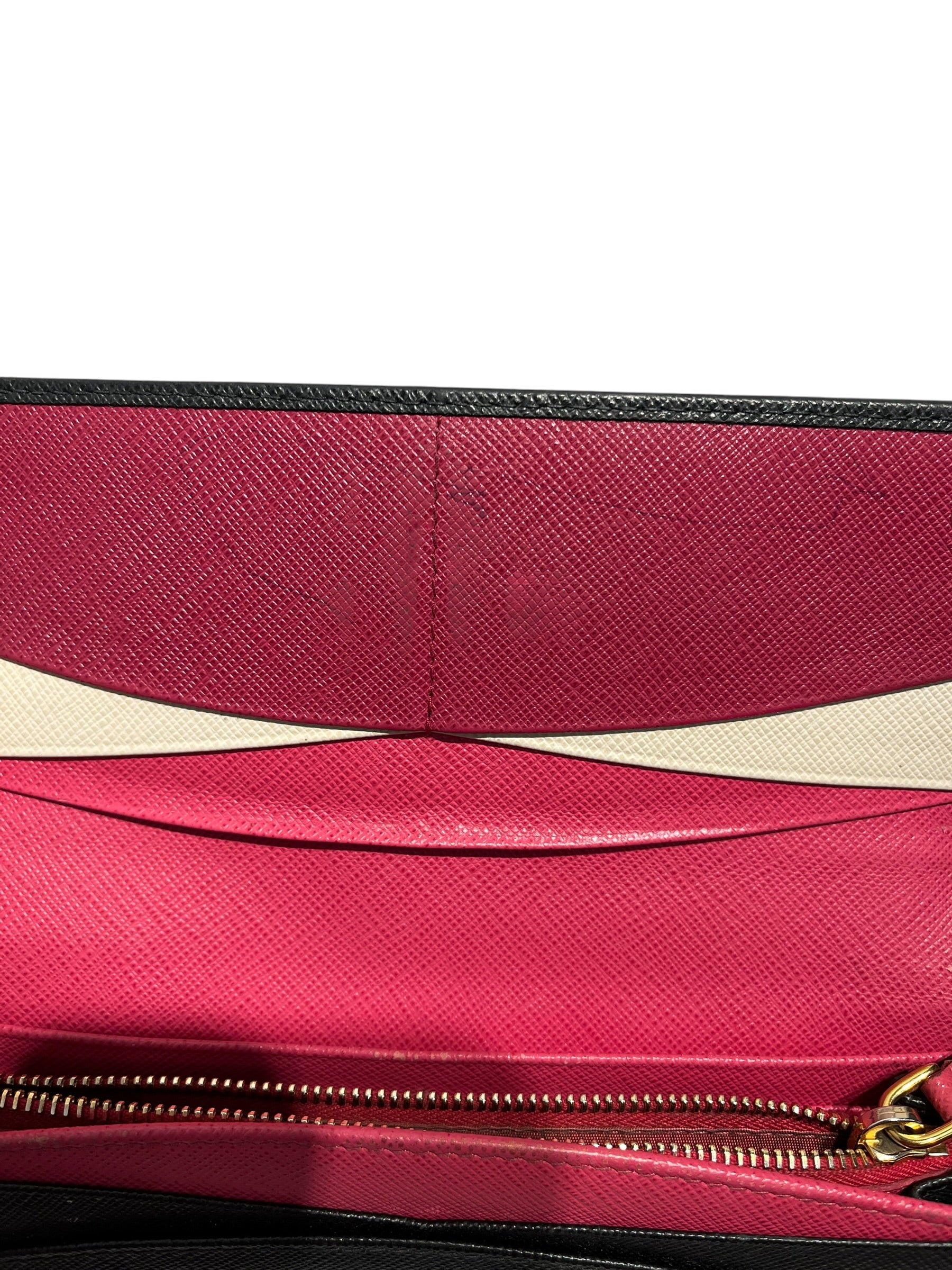 PRADA/Bifold Wallet/BLK/L's/Pink interior view 6