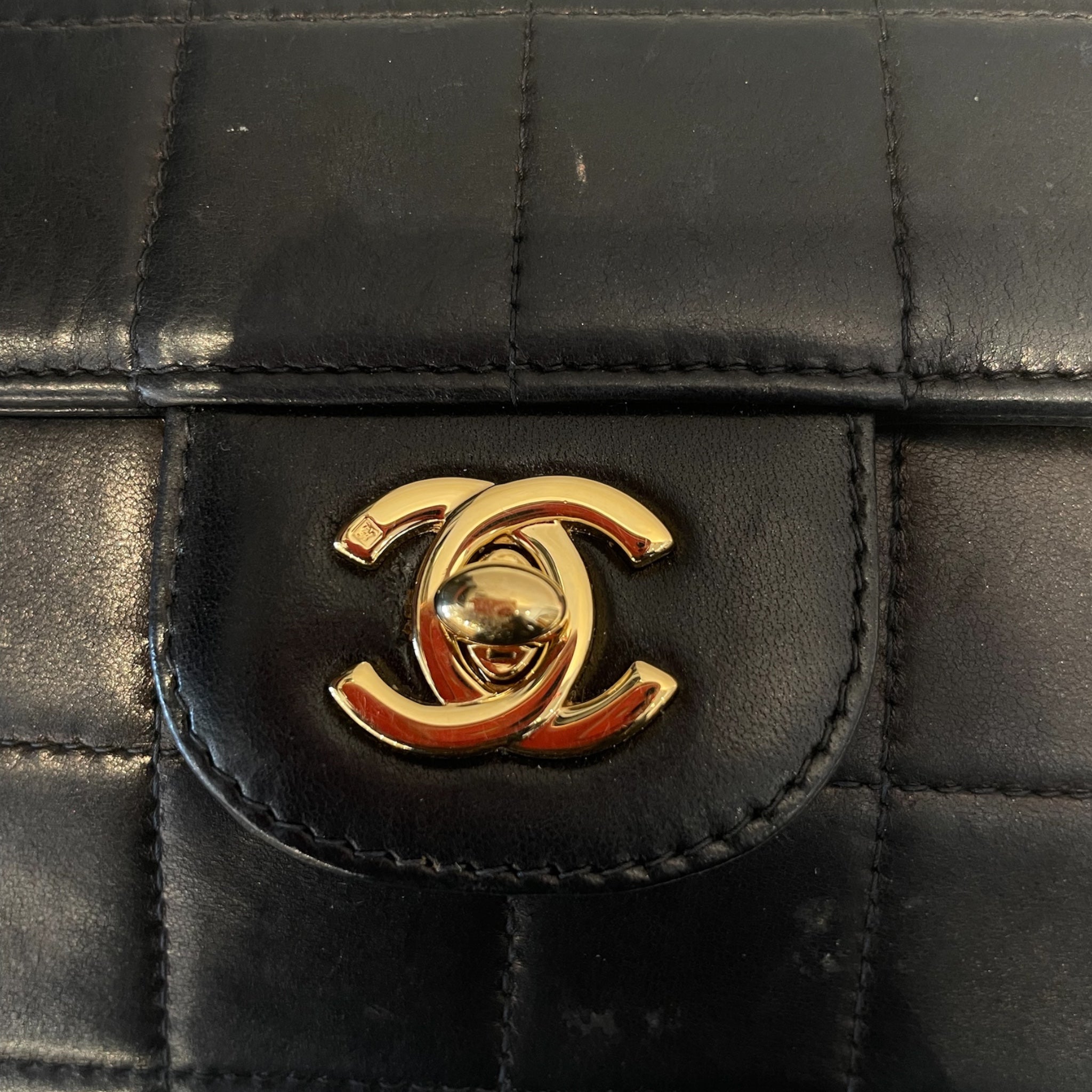 CHANEL/Hand Bag/Leather/BLK/Chocolate Bar Flap view 5